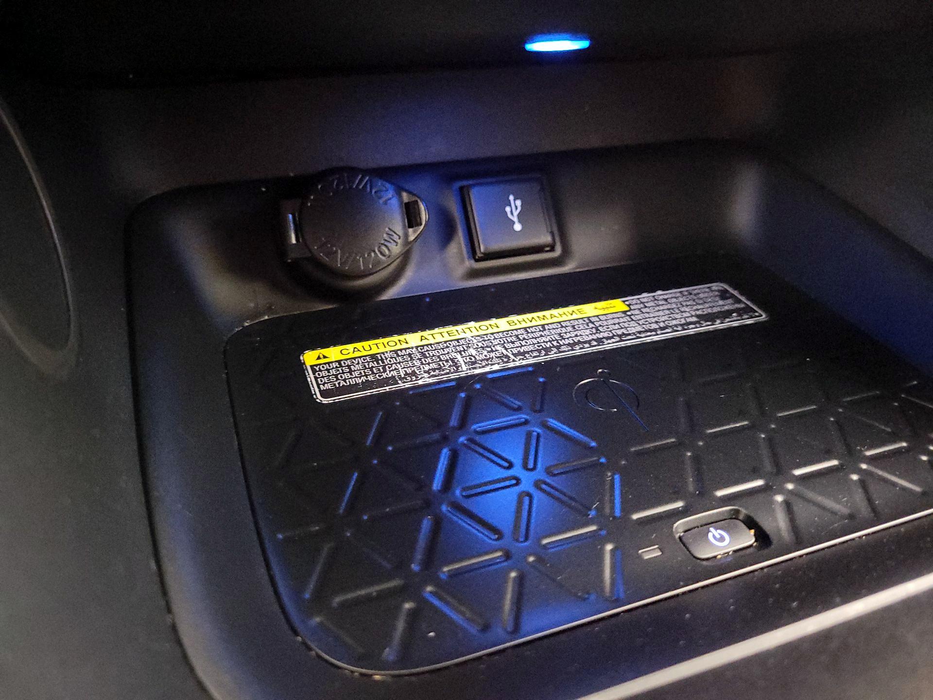 Thumbnail: 2021 Toyota RAV4 - 18