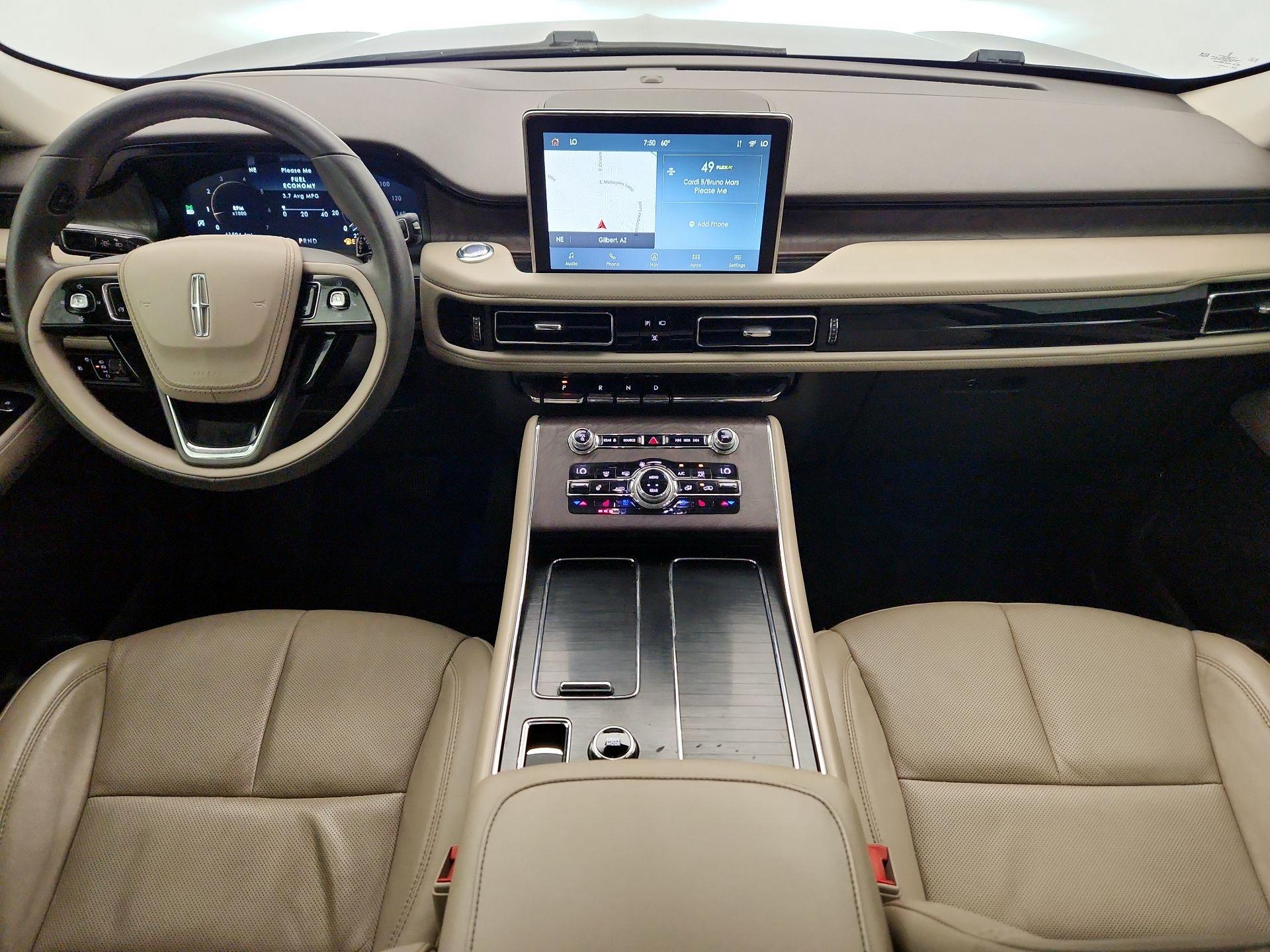 Thumbnail: 2020 Lincoln Aviator - 9