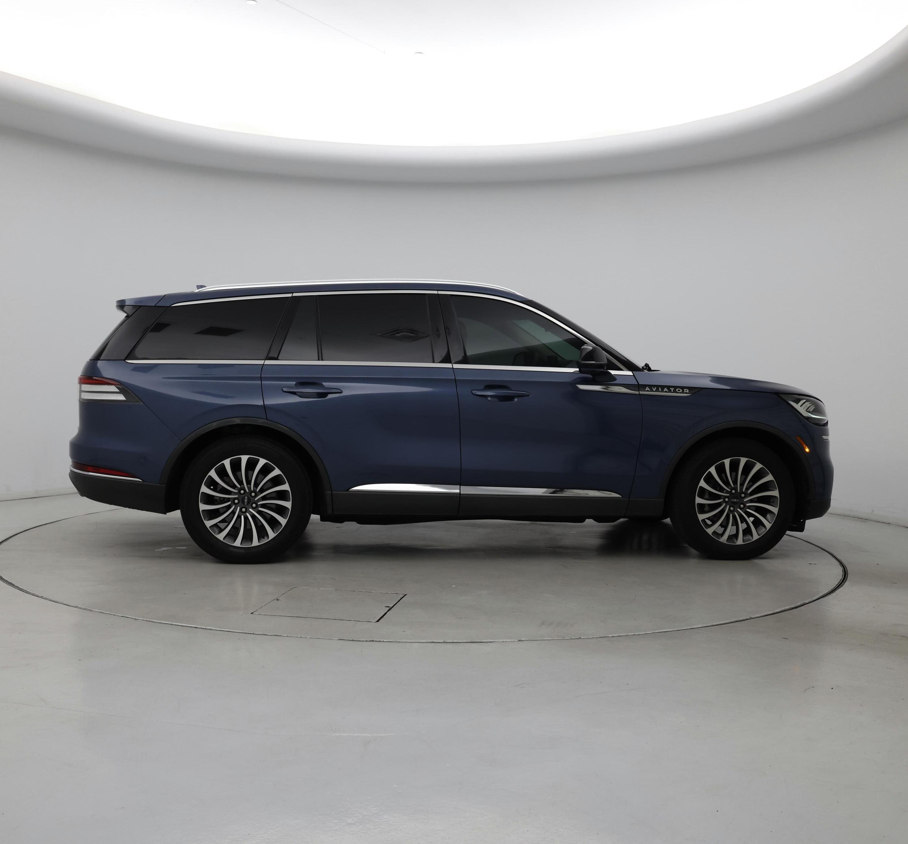 Thumbnail: 2020 Lincoln Aviator - 7