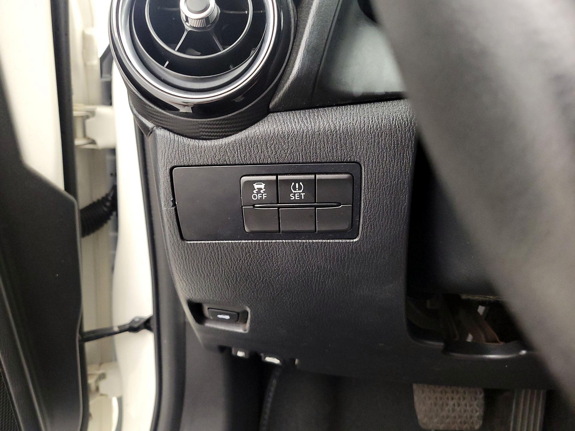 Thumbnail: 2016 Scion iA - 13