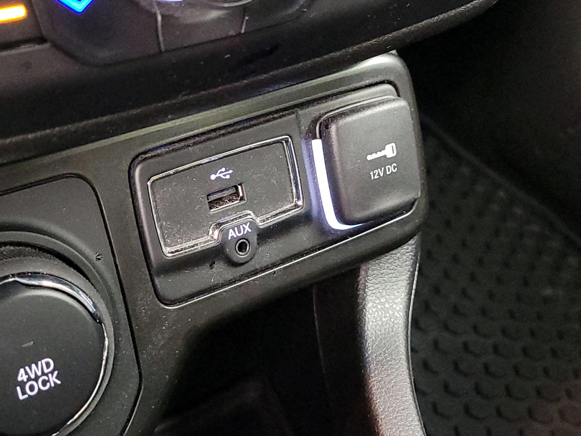 Thumbnail: 2022 Jeep Renegade - 18
