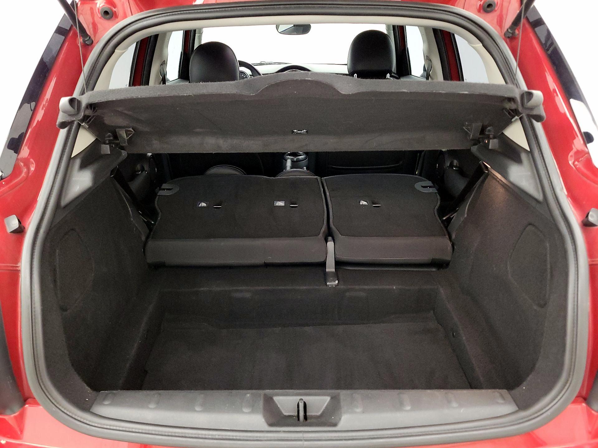 Thumbnail: 2015 MINI Cooper Hardtop - 20