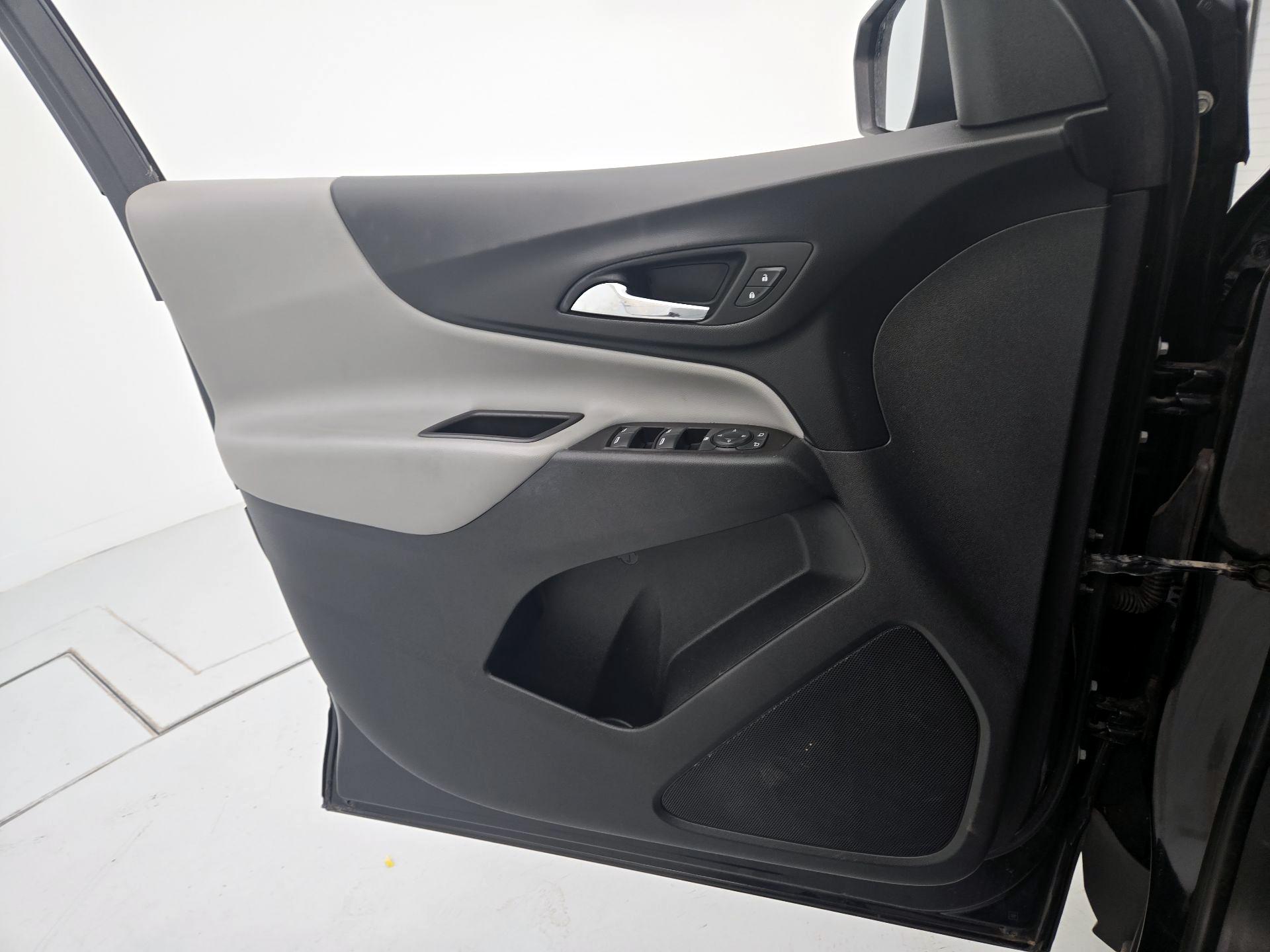 Thumbnail: 2020 Chevrolet Equinox - 12