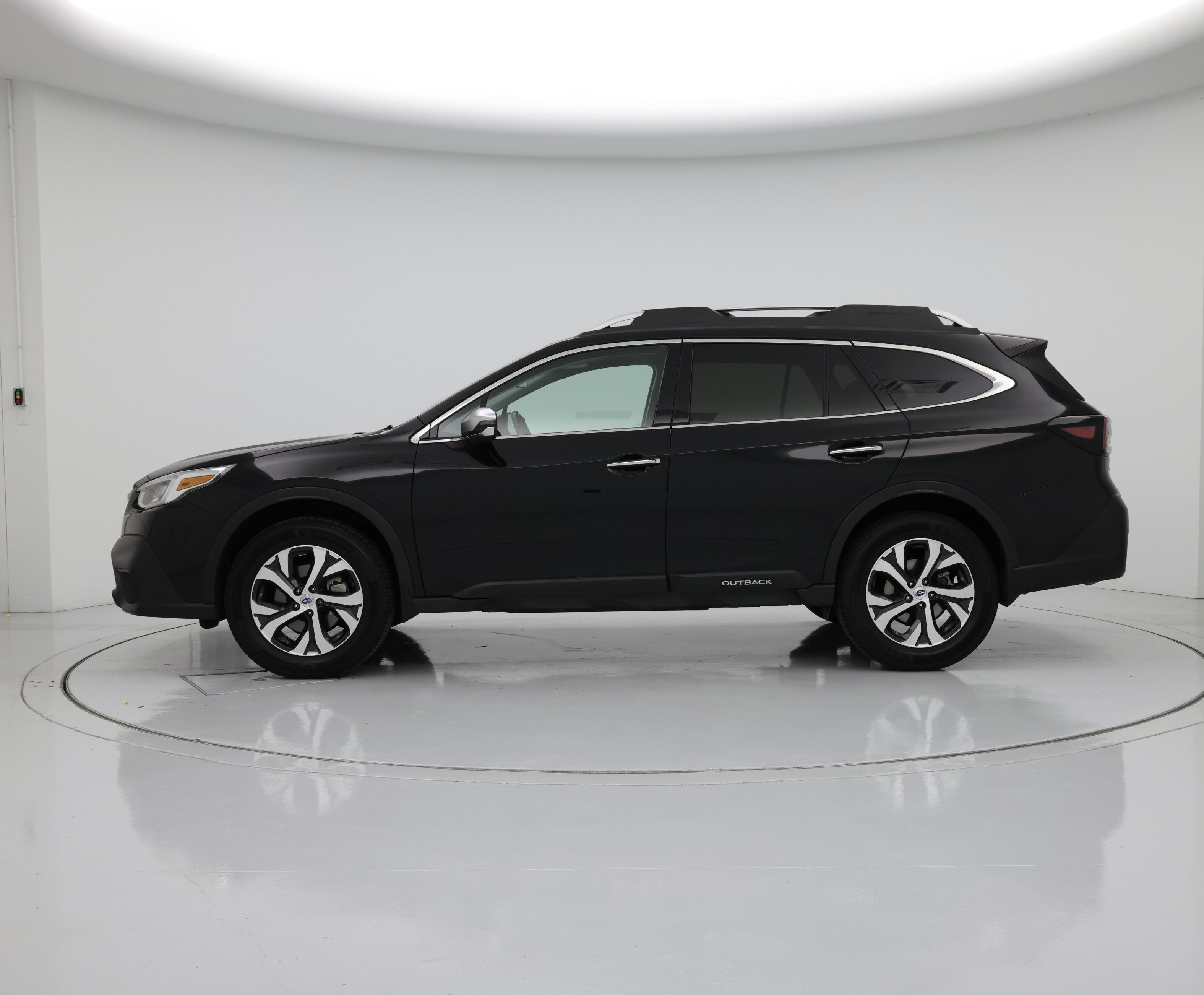 Thumbnail: 2020 Subaru Outback - 3