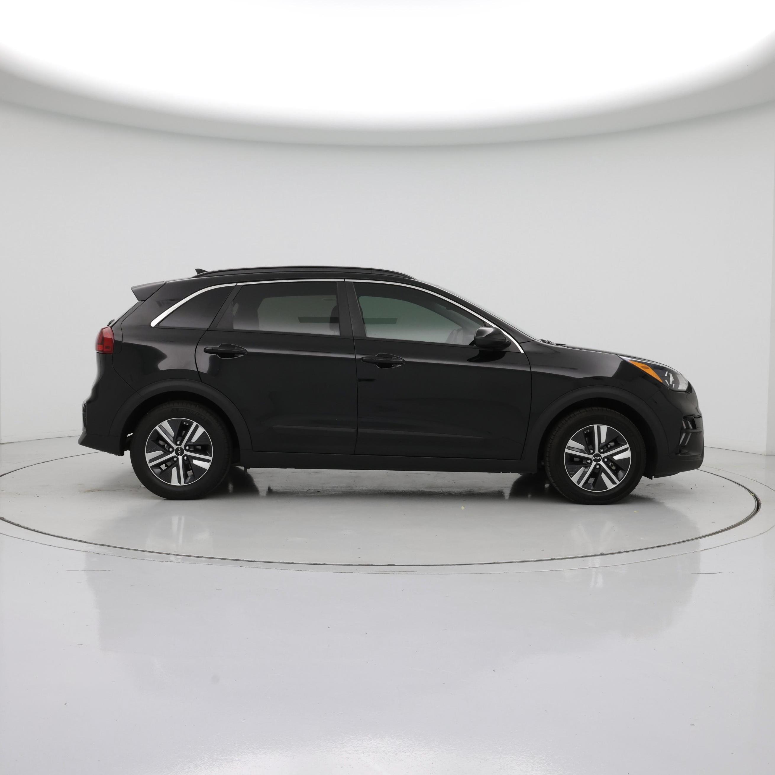 Thumbnail: 2022 Kia Niro - 7