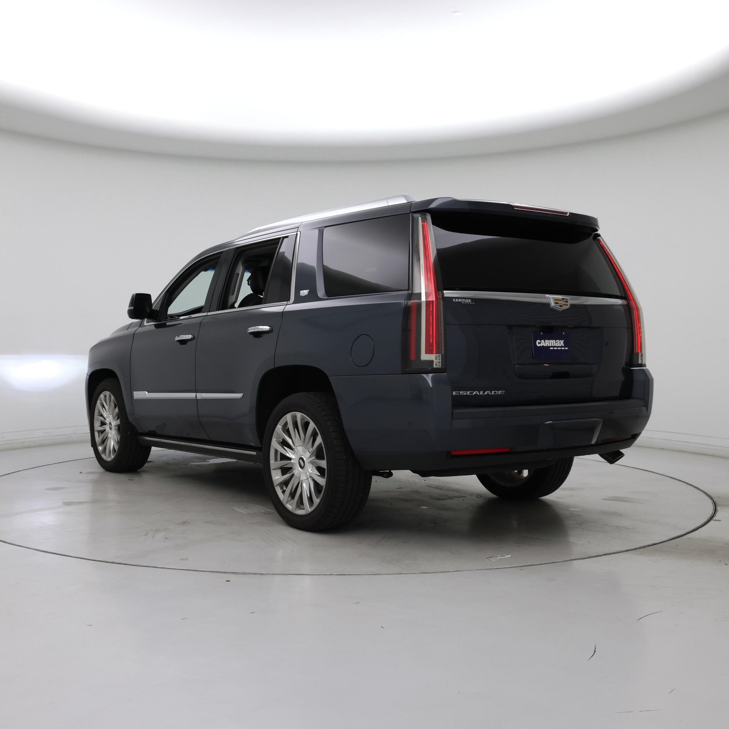 Thumbnail: 2019 Cadillac Escalade - 2