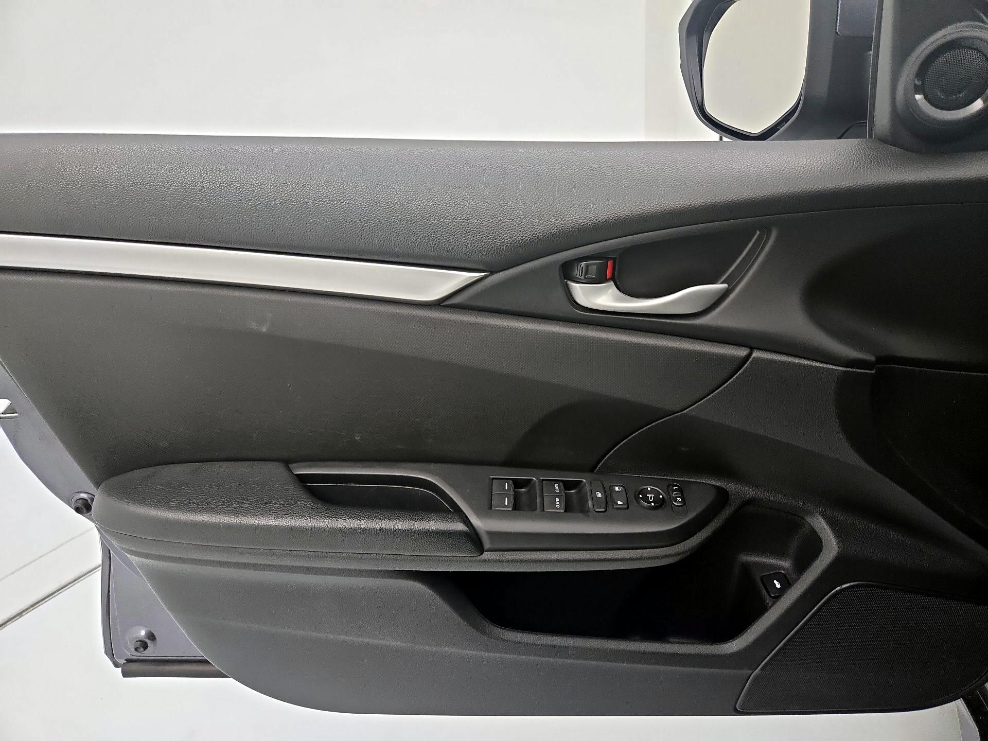 Thumbnail: 2019 Honda Civic - 12