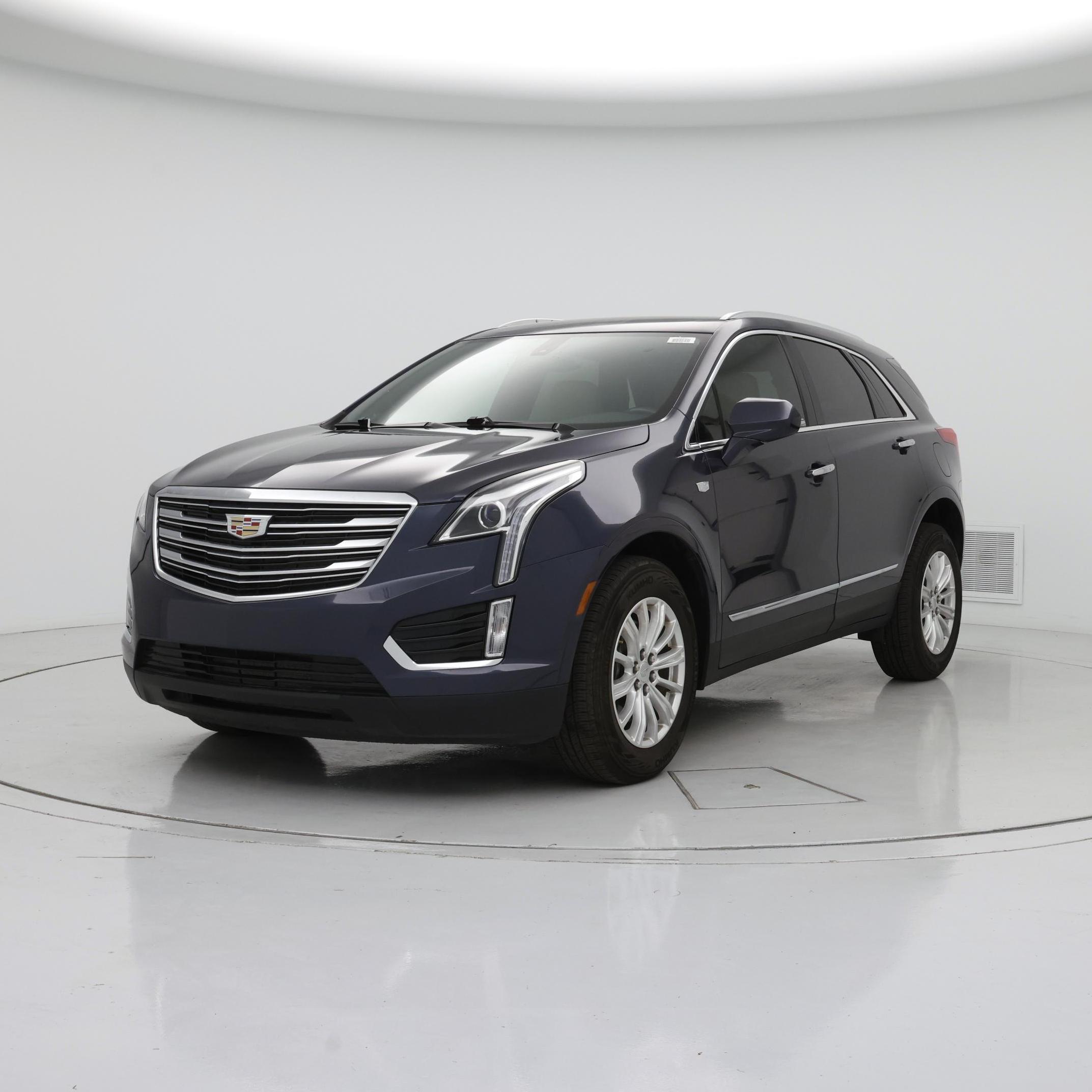 Thumbnail: 2019 Cadillac XT5 - 4