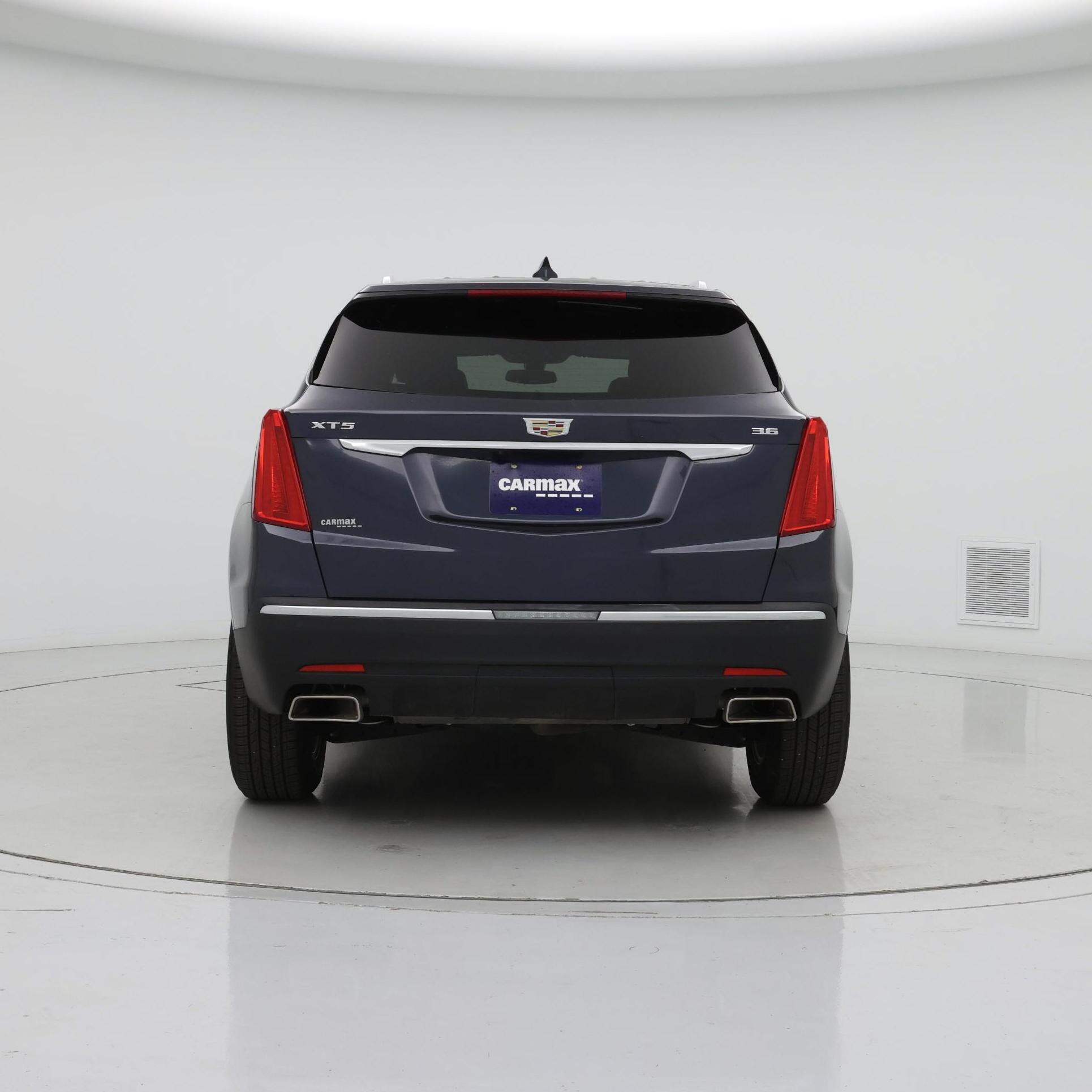Thumbnail: 2019 Cadillac XT5 - 6