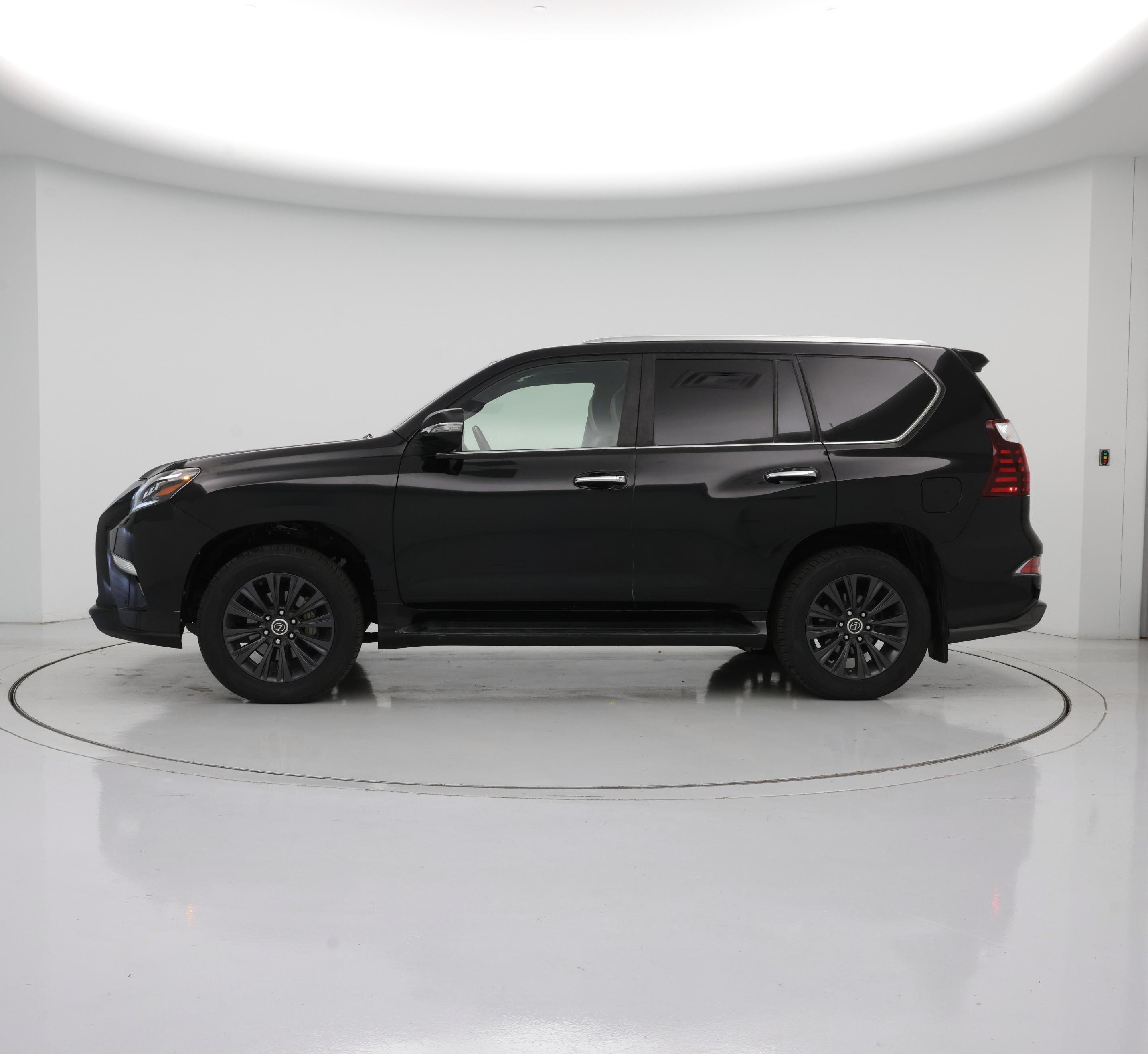 Thumbnail: 2020 Lexus GX - 3