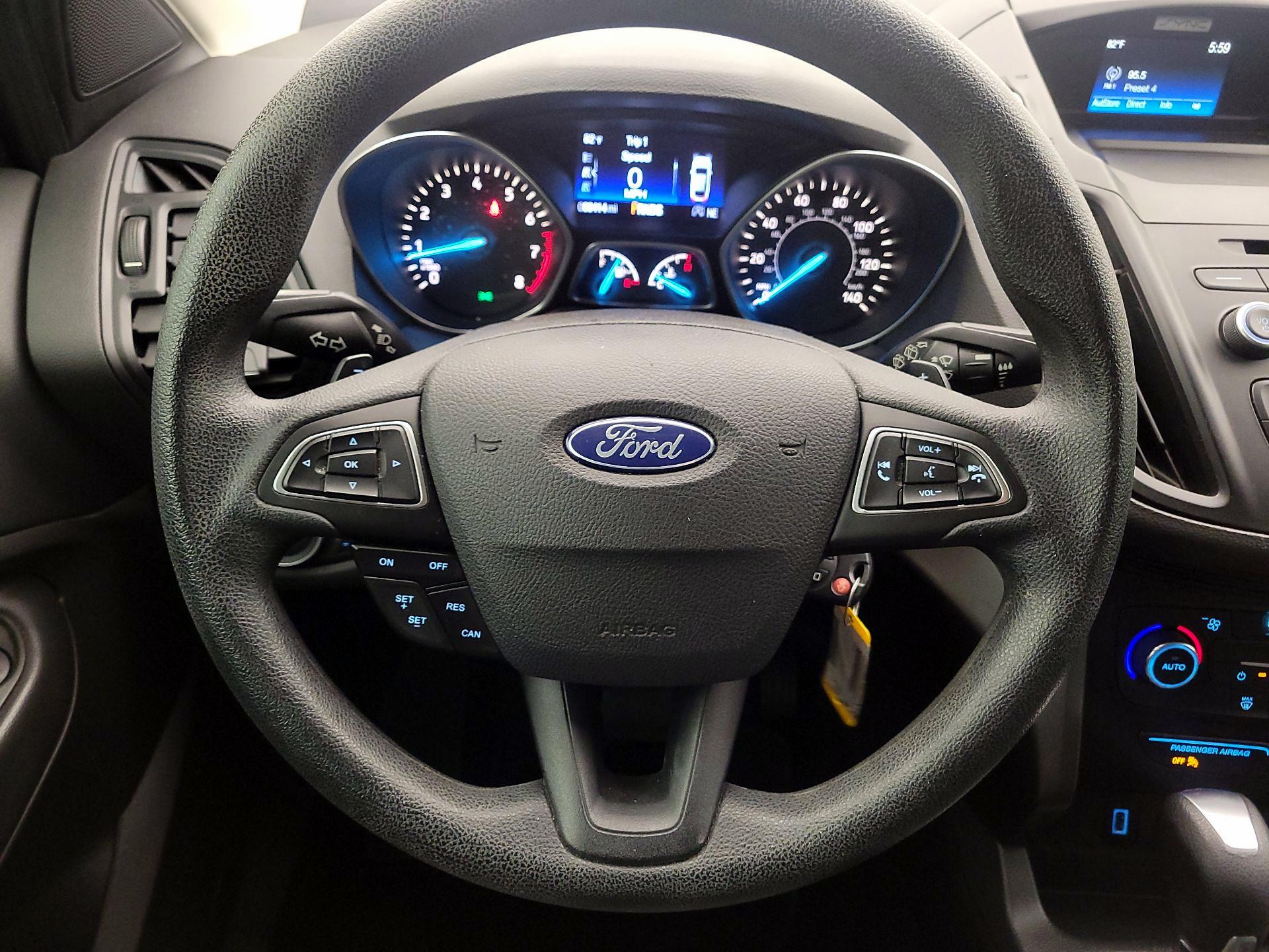 Thumbnail: 2017 Ford Escape - 10