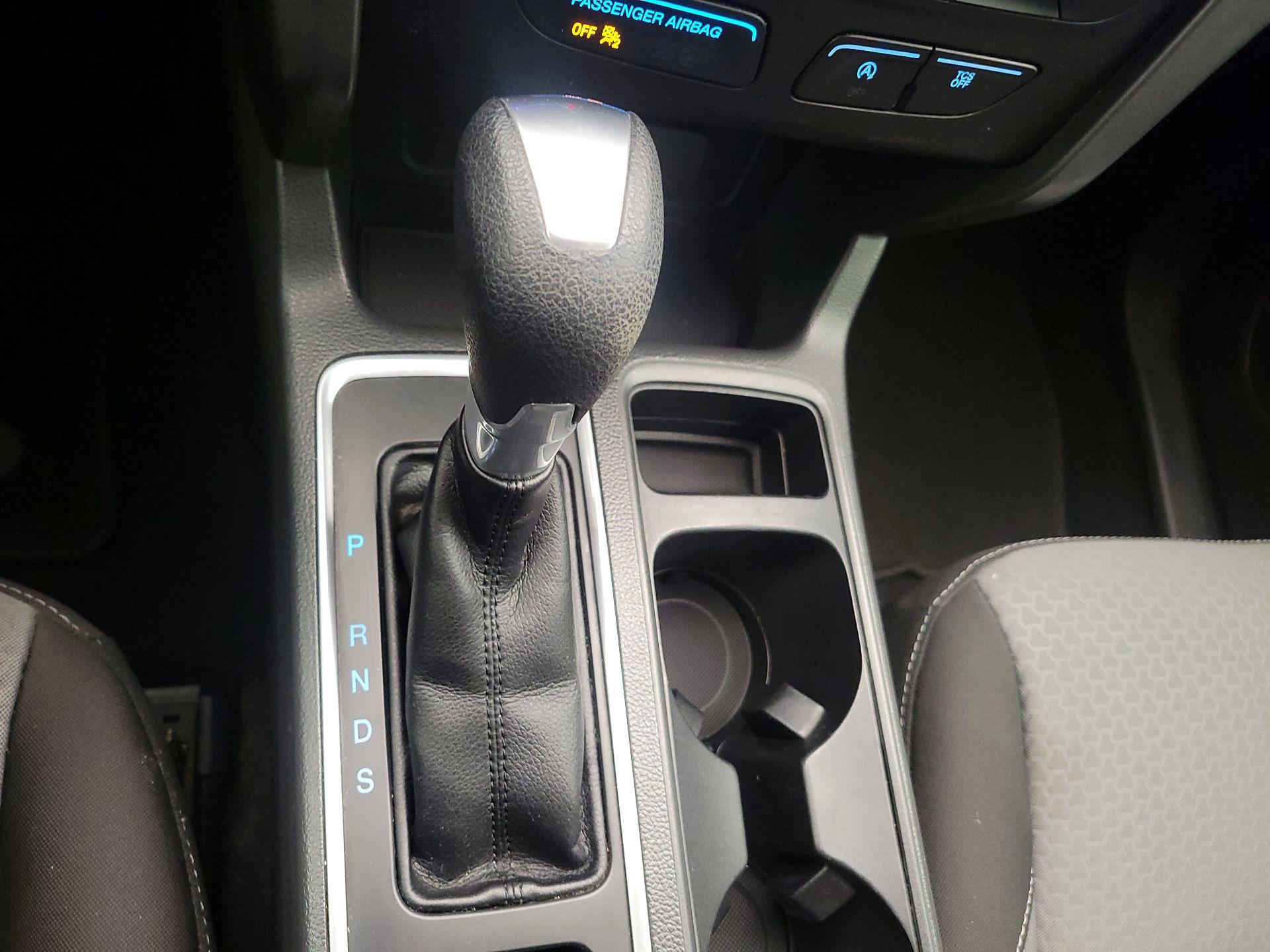 Thumbnail: 2017 Ford Escape - 17