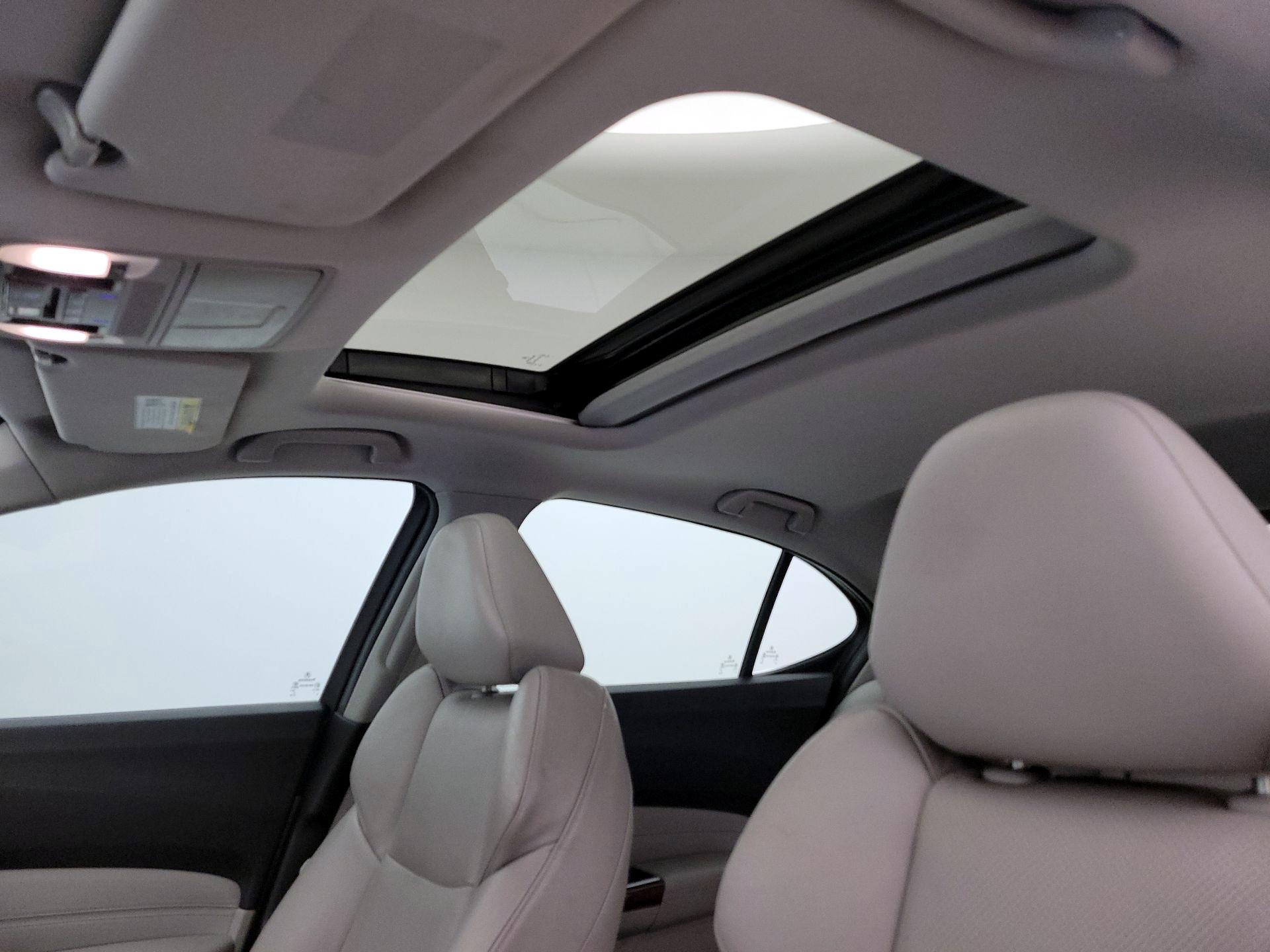 Thumbnail: 2016 Acura TLX - 20
