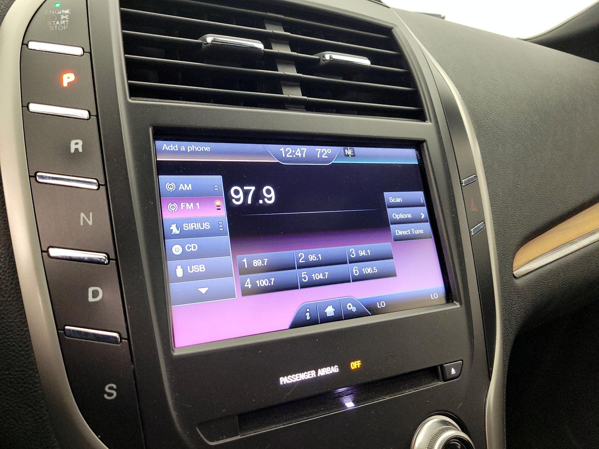 Thumbnail: 2015 Lincoln MKC - 16
