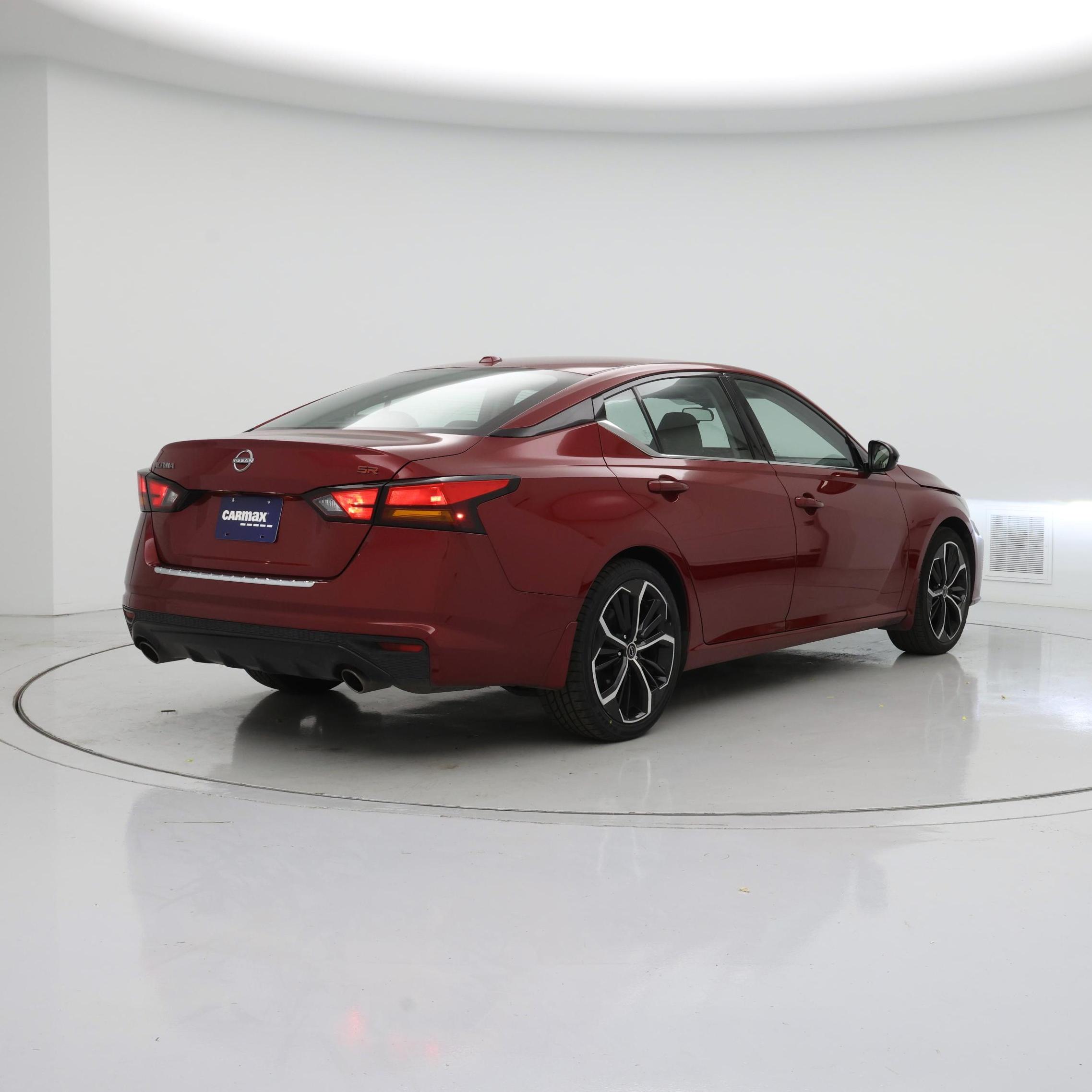 Thumbnail: 2023 Nissan Altima - 8