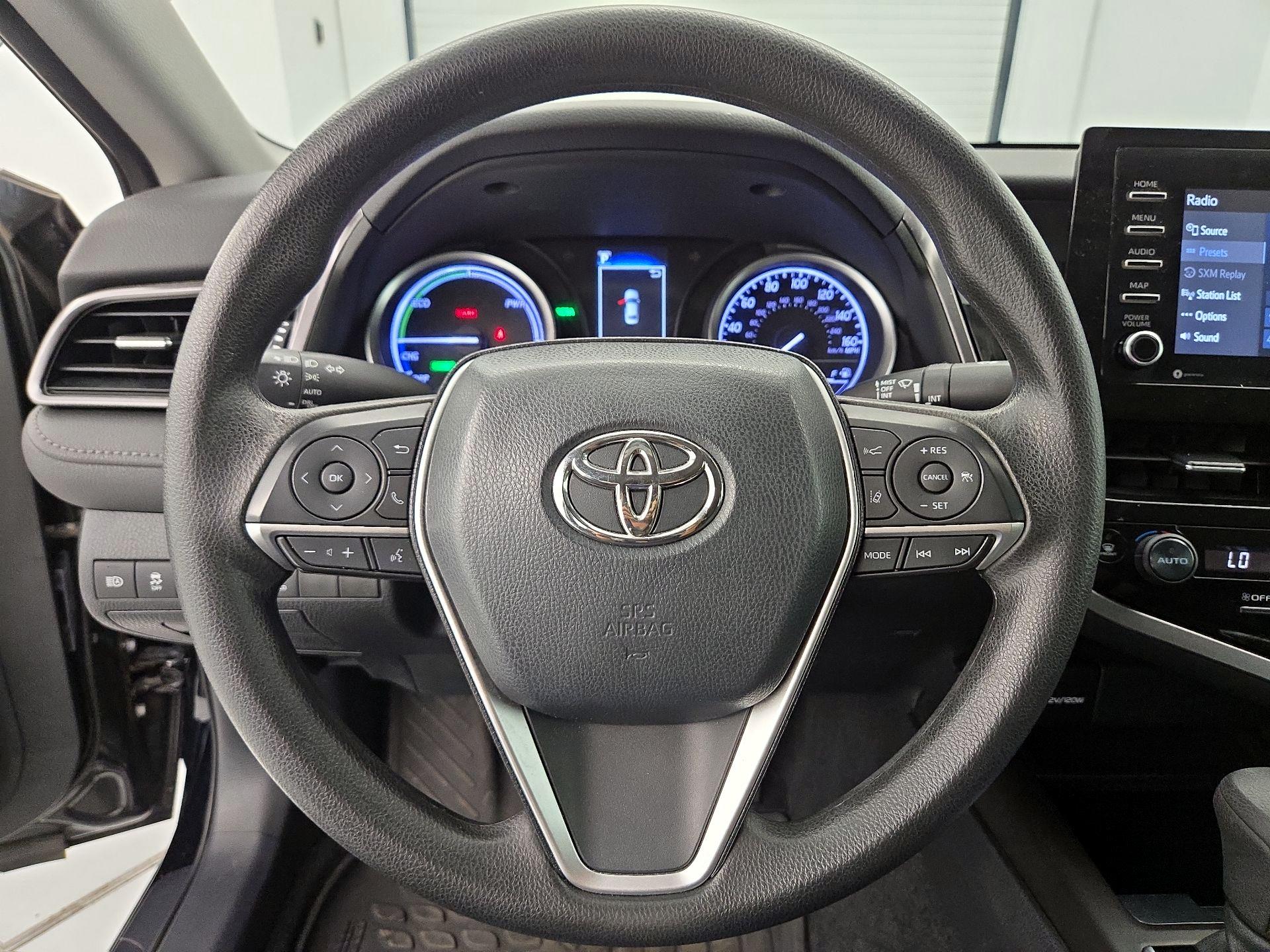 Thumbnail: 2021 Toyota Camry - 10