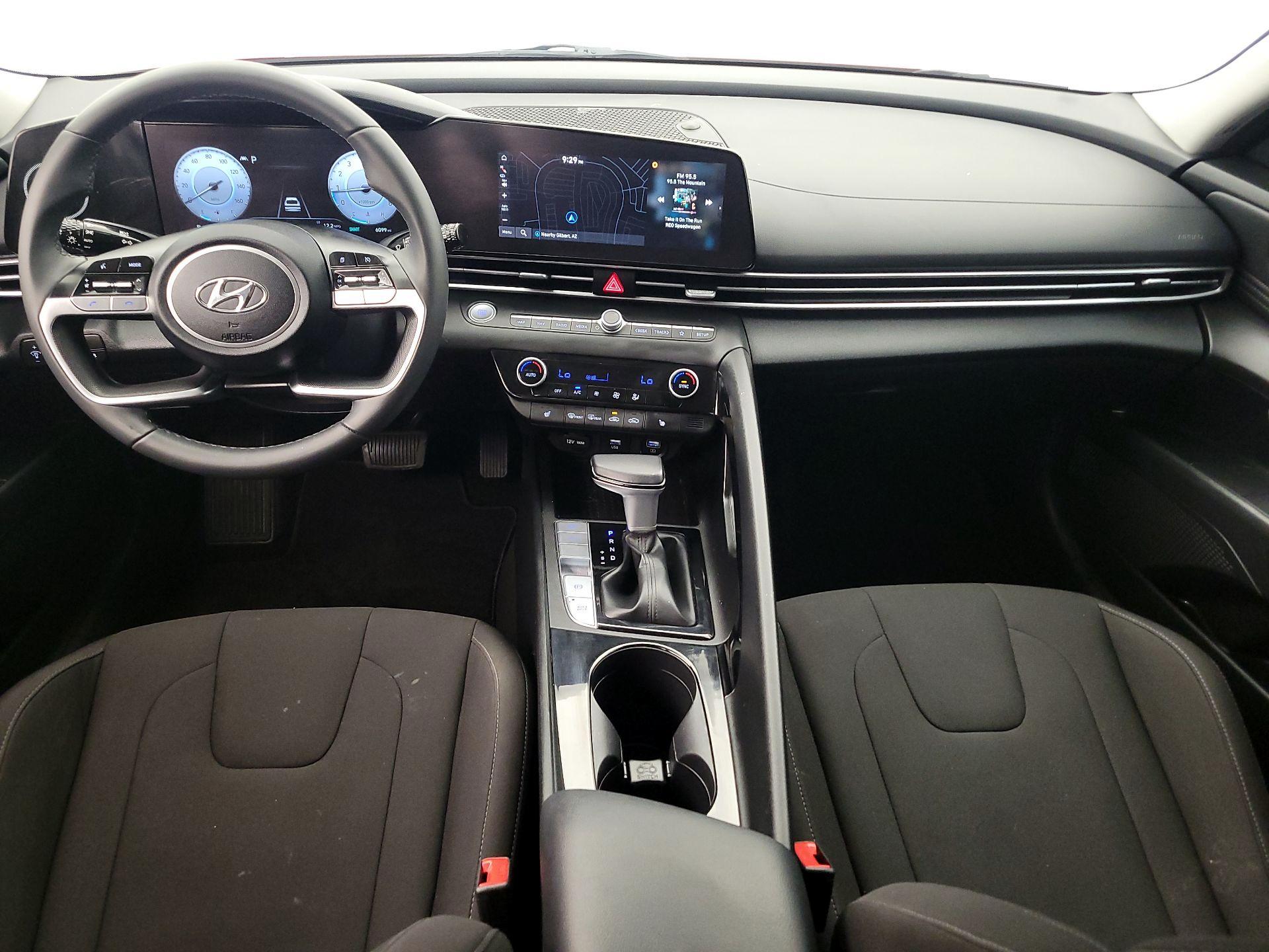 Thumbnail: 2023 Hyundai Elantra - 9