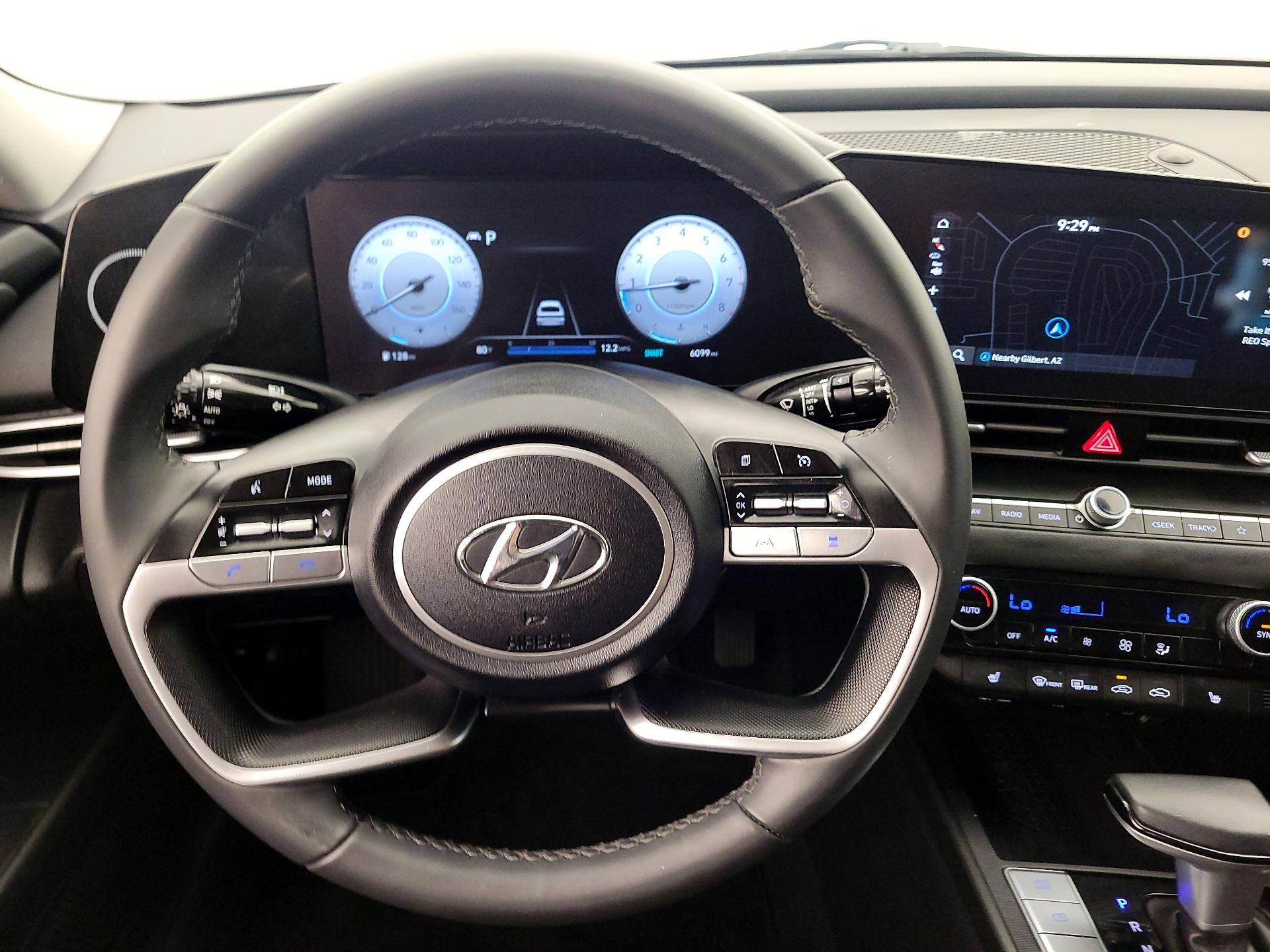 Thumbnail: 2023 Hyundai Elantra - 10