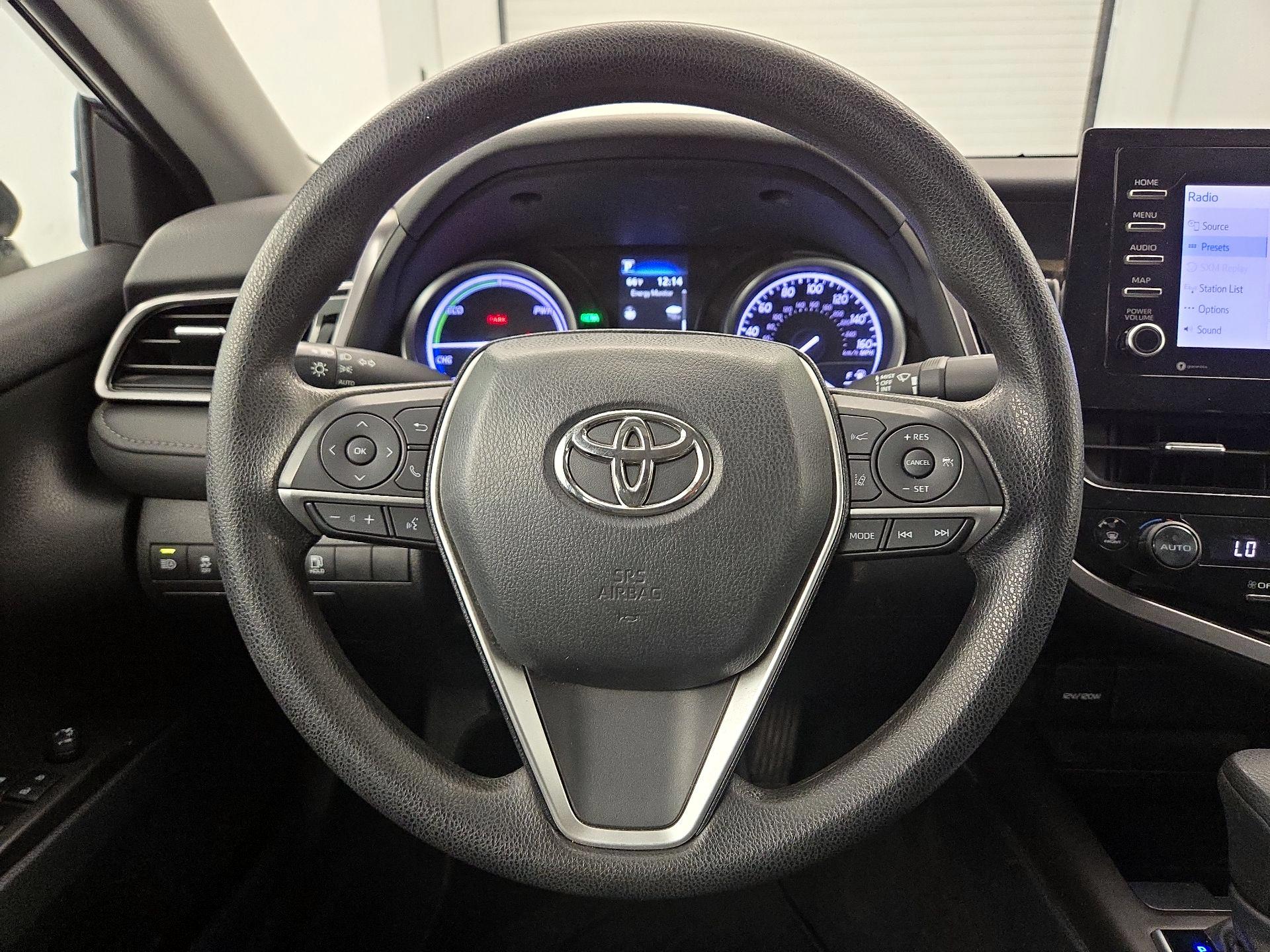 Thumbnail: 2021 Toyota Camry - 10