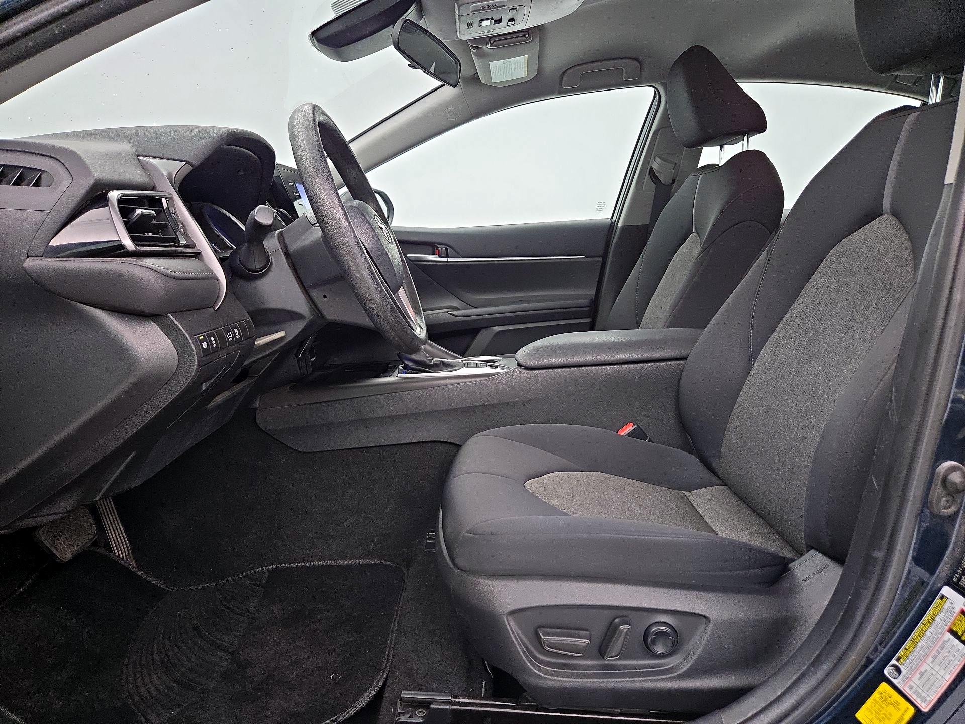 Thumbnail: 2021 Toyota Camry - 11