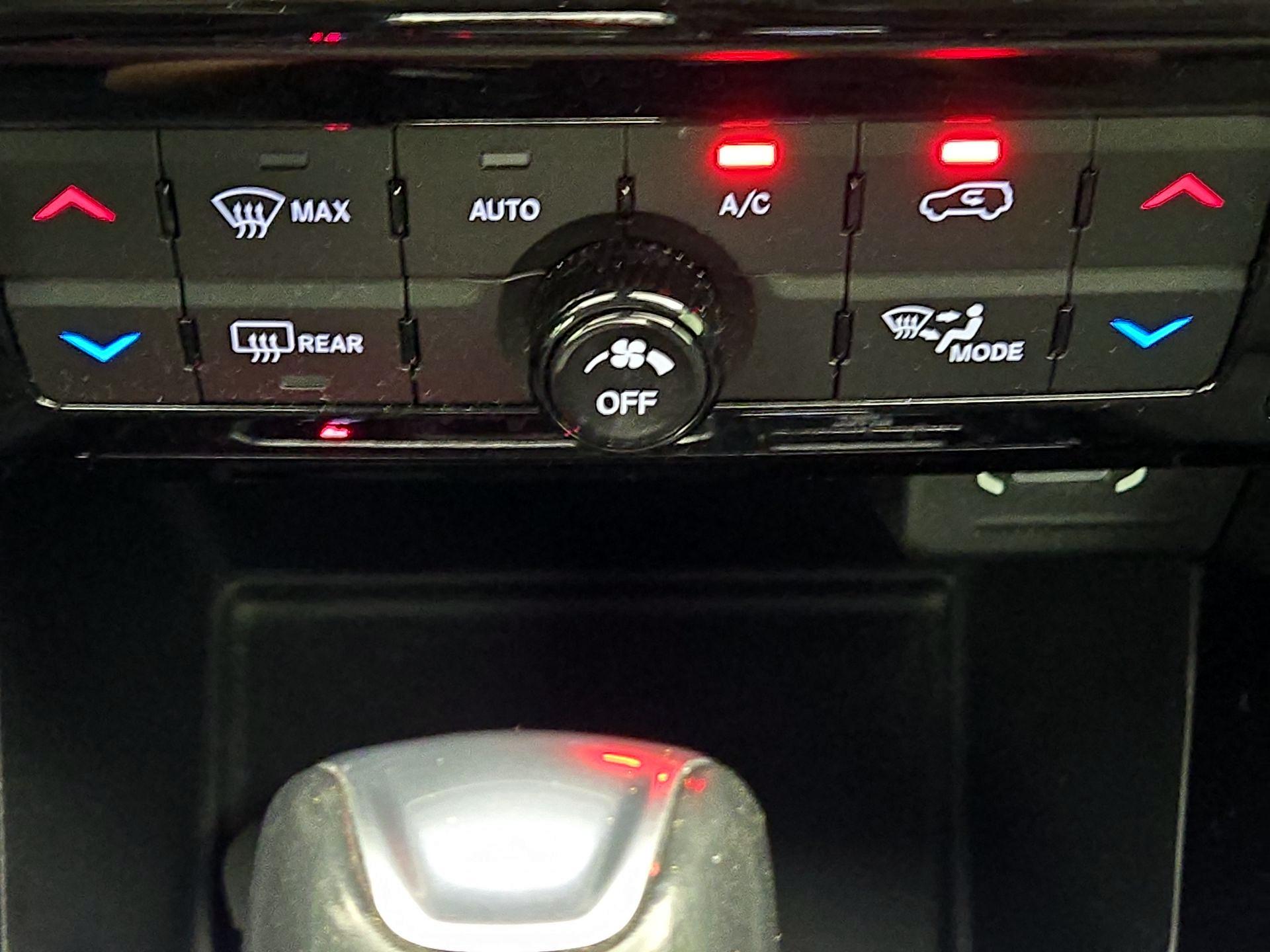 Thumbnail: 2022 Jeep Compass - 17