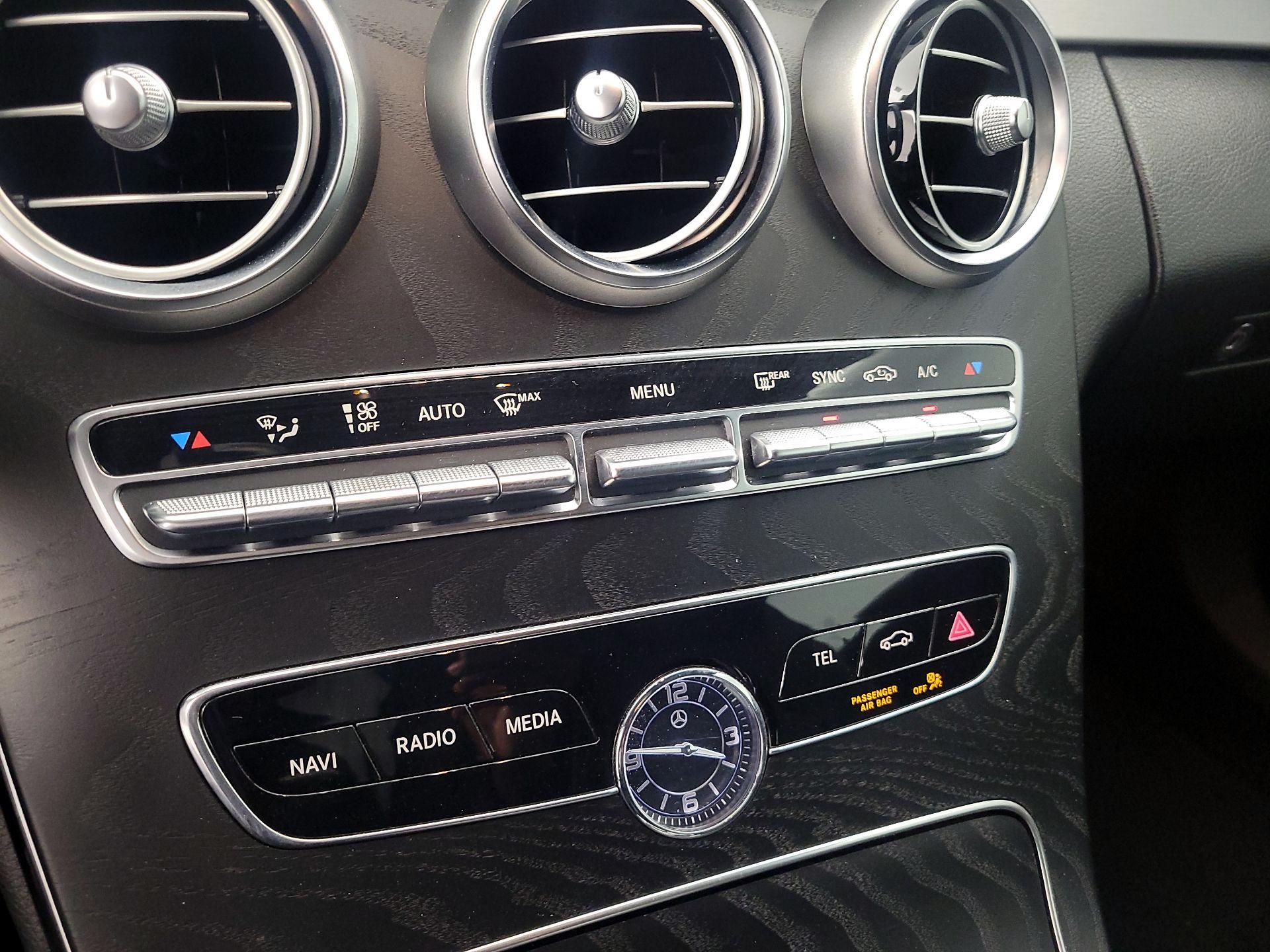 Thumbnail: 2019 Mercedes-Benz C-Class - 17