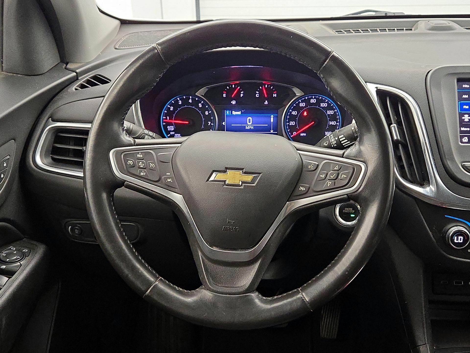 Thumbnail: 2022 Chevrolet Equinox - 10