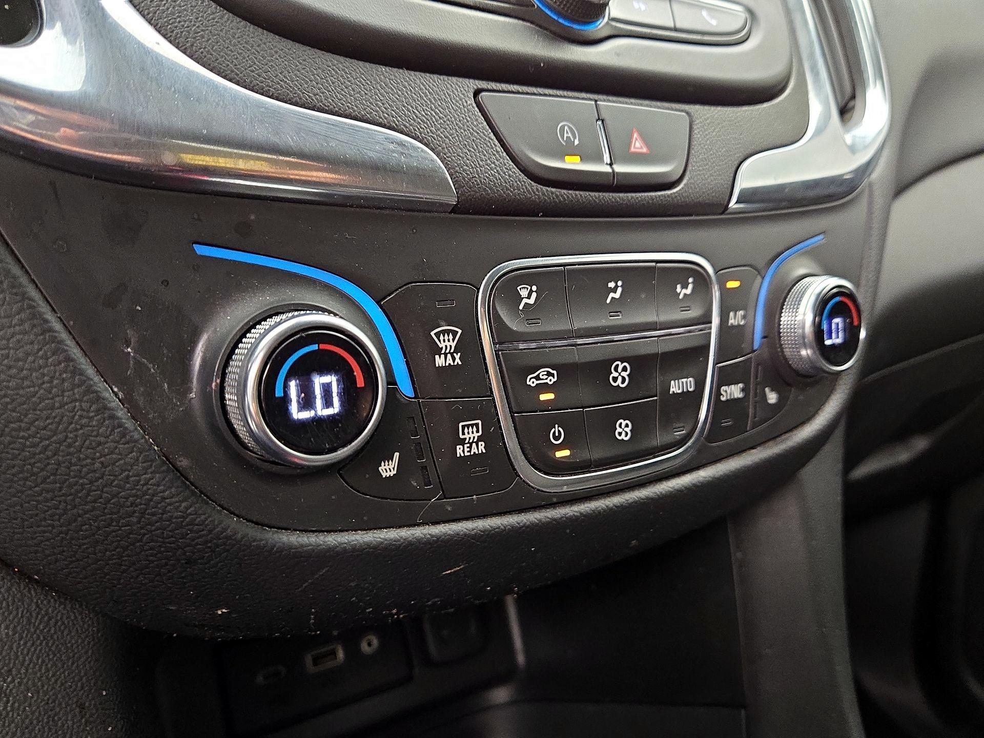Thumbnail: 2022 Chevrolet Equinox - 16
