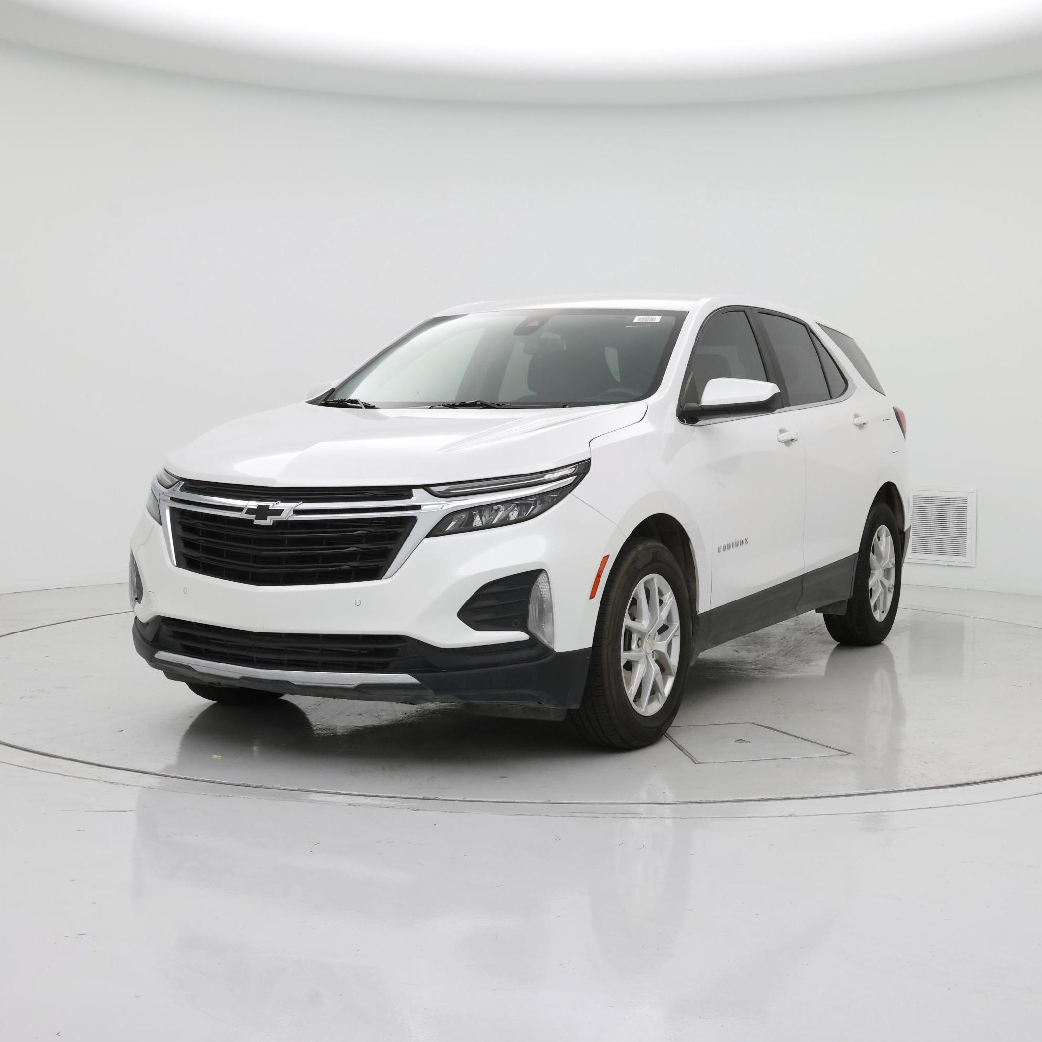 Thumbnail: 2022 Chevrolet Equinox - 4