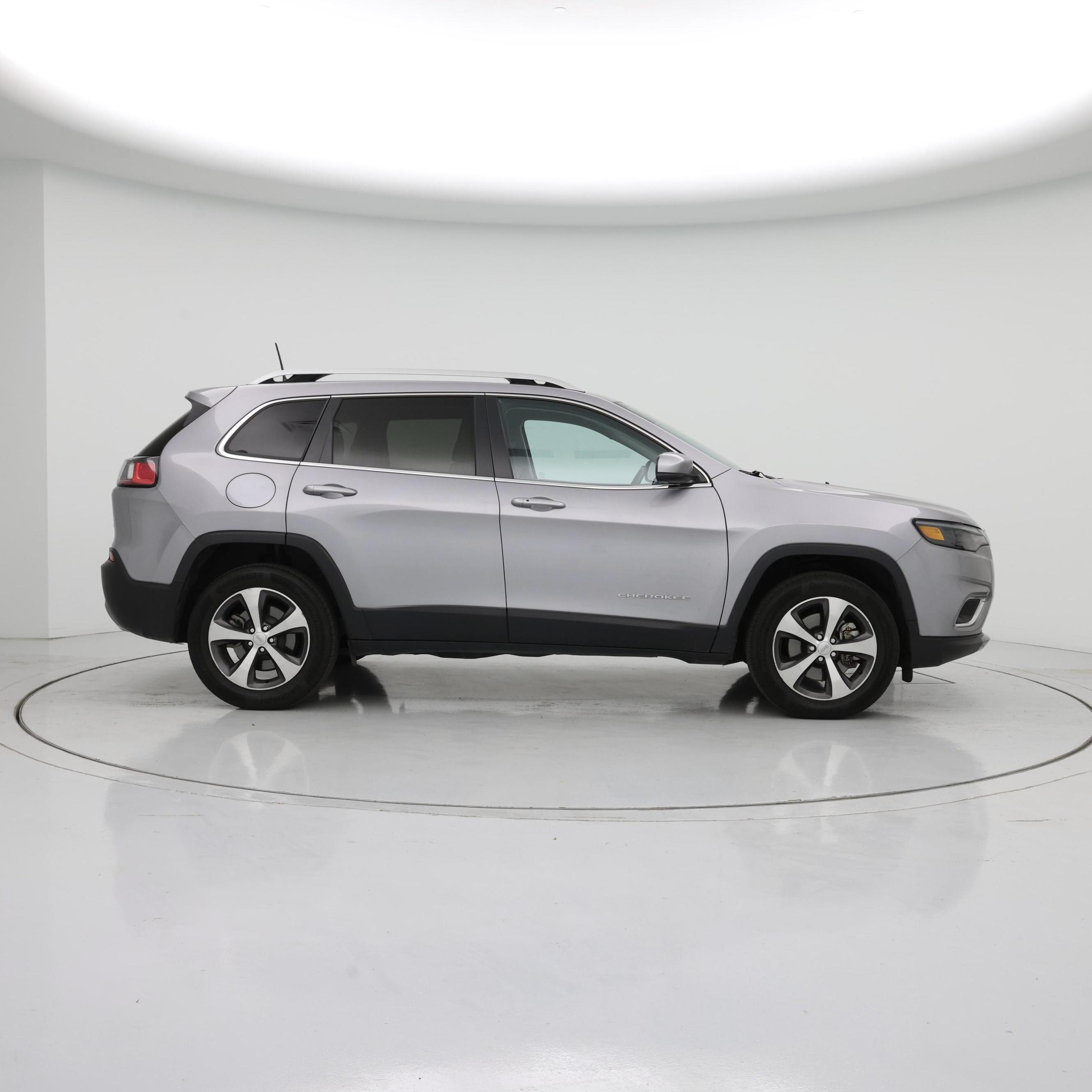 Thumbnail: 2020 Jeep Cherokee - 7