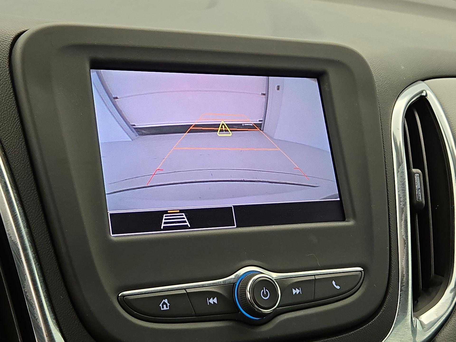 Thumbnail: 2022 Chevrolet Equinox - 15
