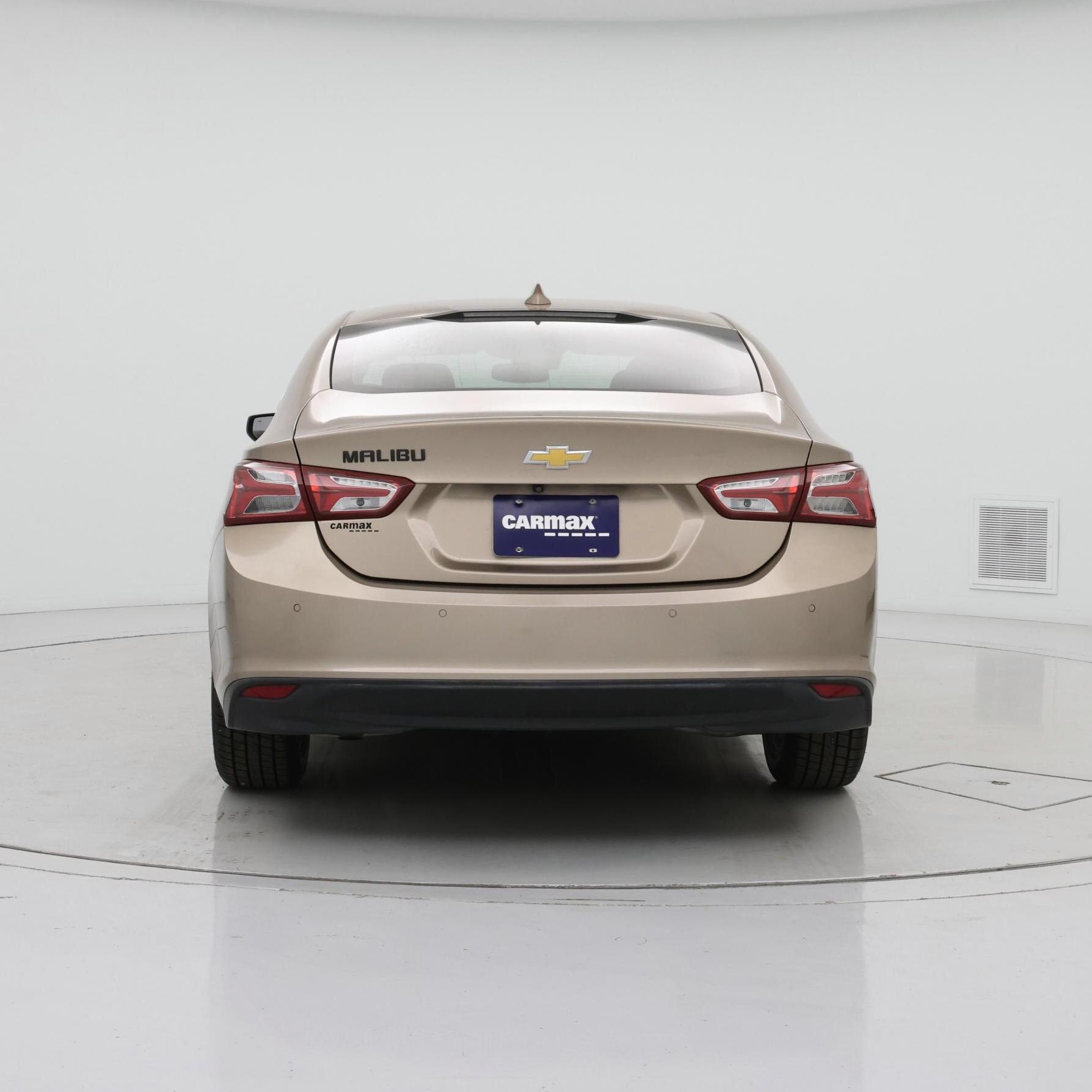 Thumbnail: 2019 Chevrolet Malibu - 6