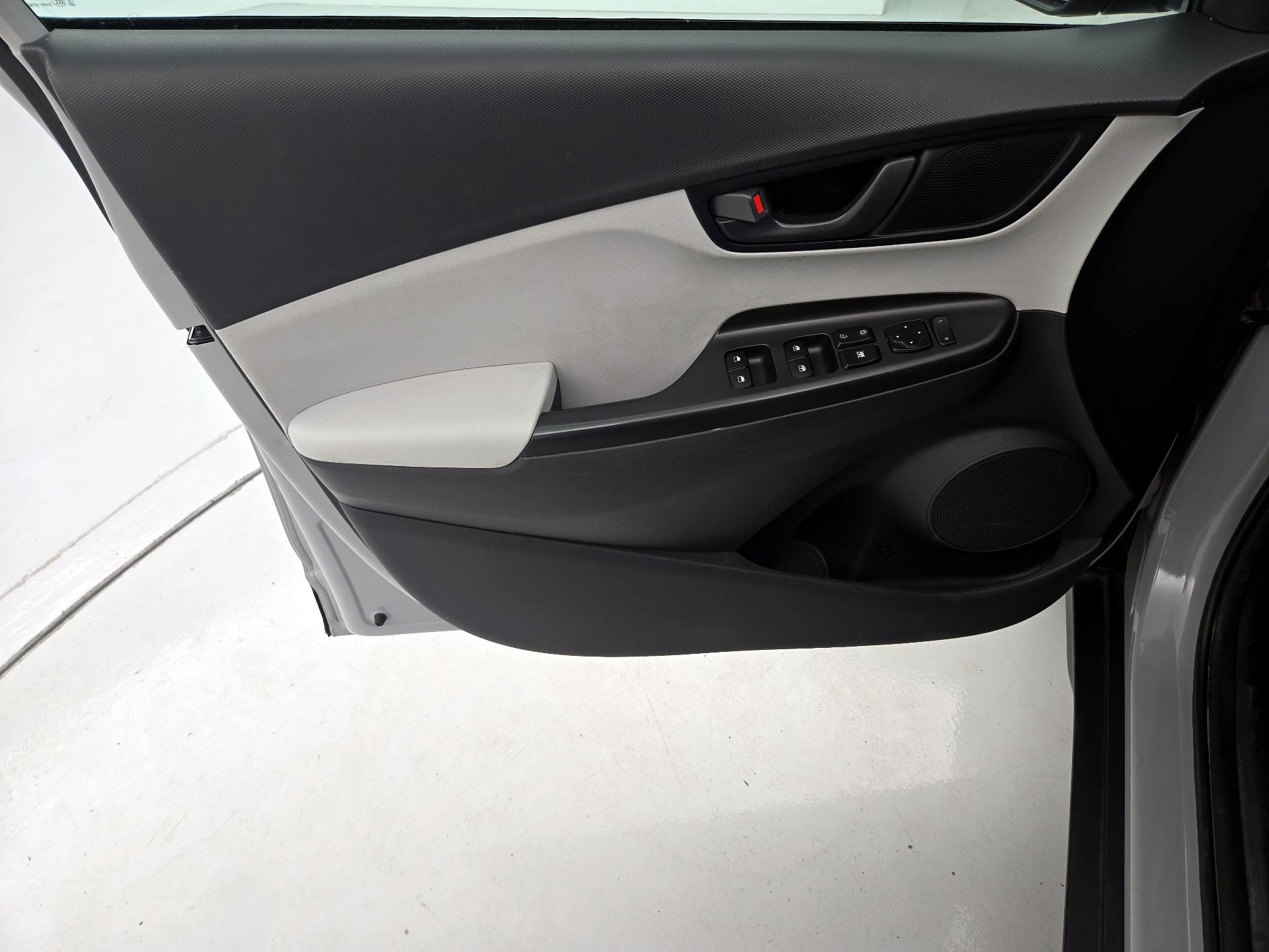 Thumbnail: 2023 Hyundai Kona - 12