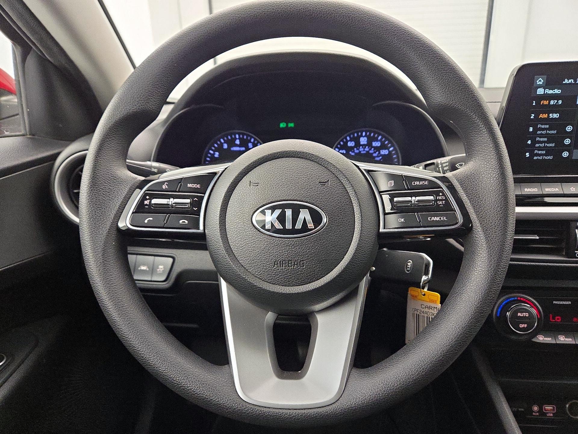 Thumbnail: 2019 Kia Forte - 10