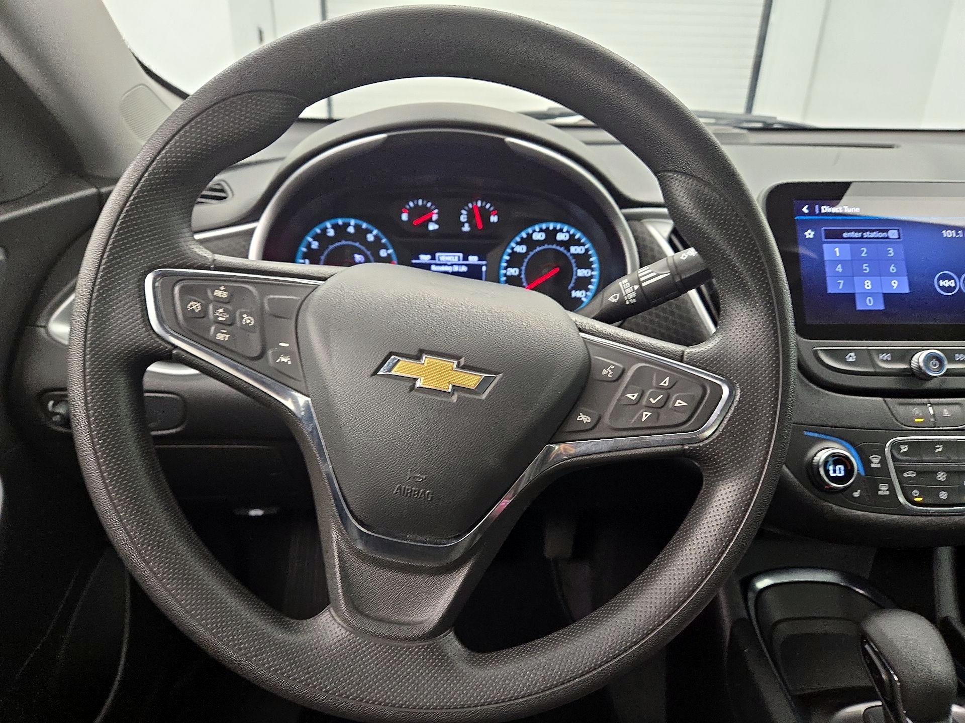 Thumbnail: 2023 Chevrolet Malibu - 10