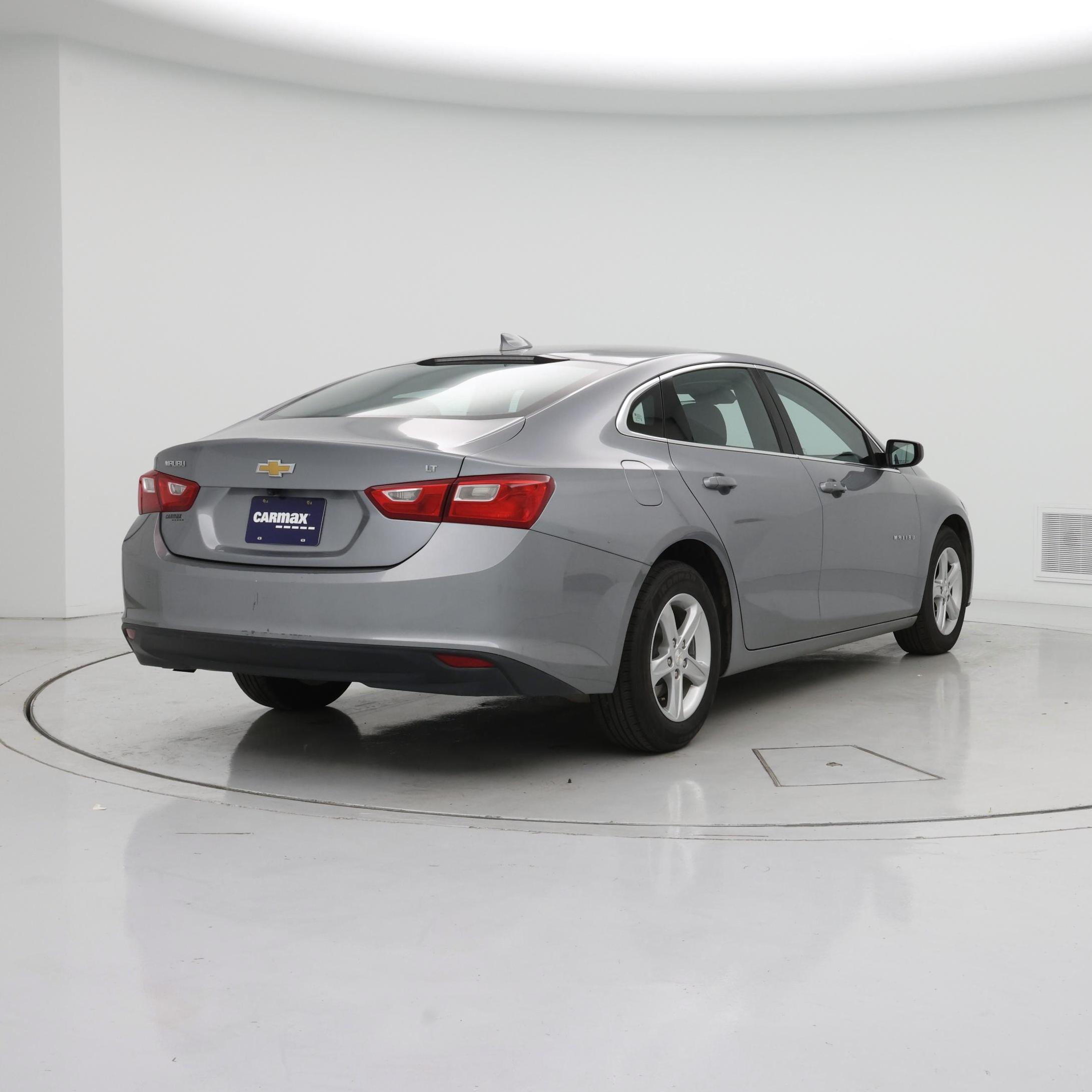 Thumbnail: 2023 Chevrolet Malibu - 8