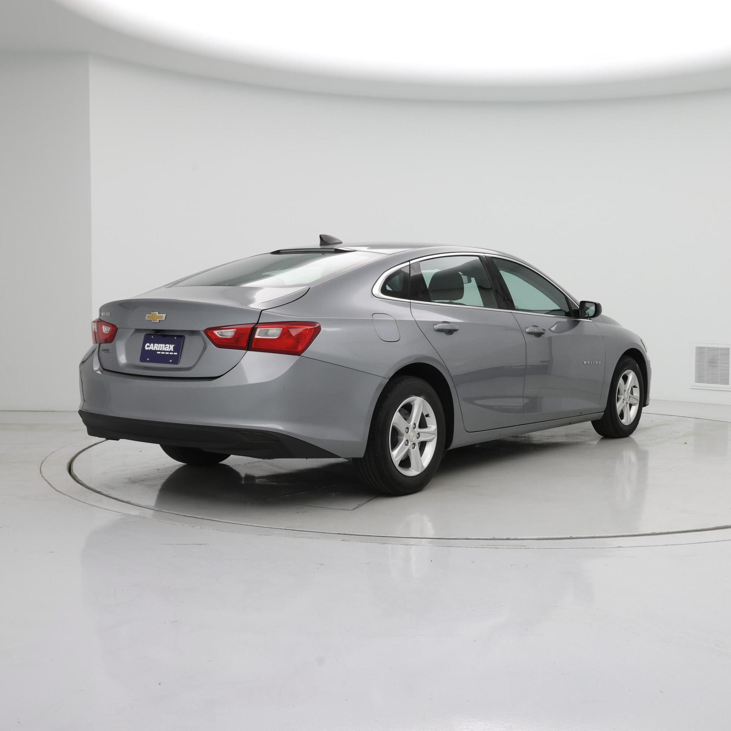 Thumbnail: 2023 Chevrolet Malibu - 8