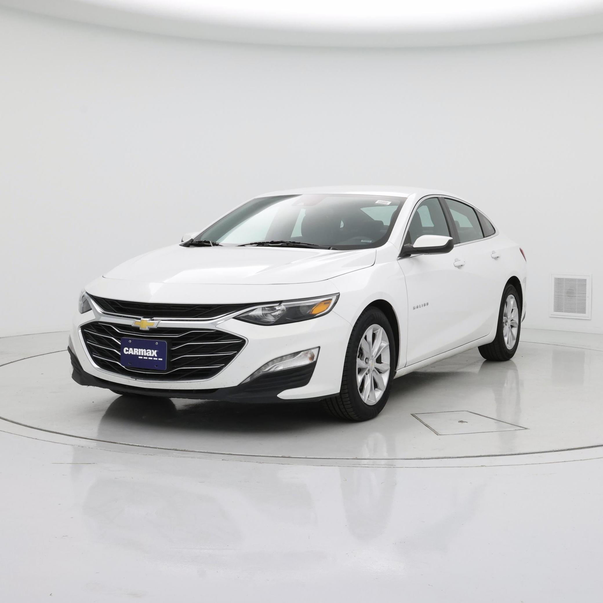 Thumbnail: 2023 Chevrolet Malibu - 4