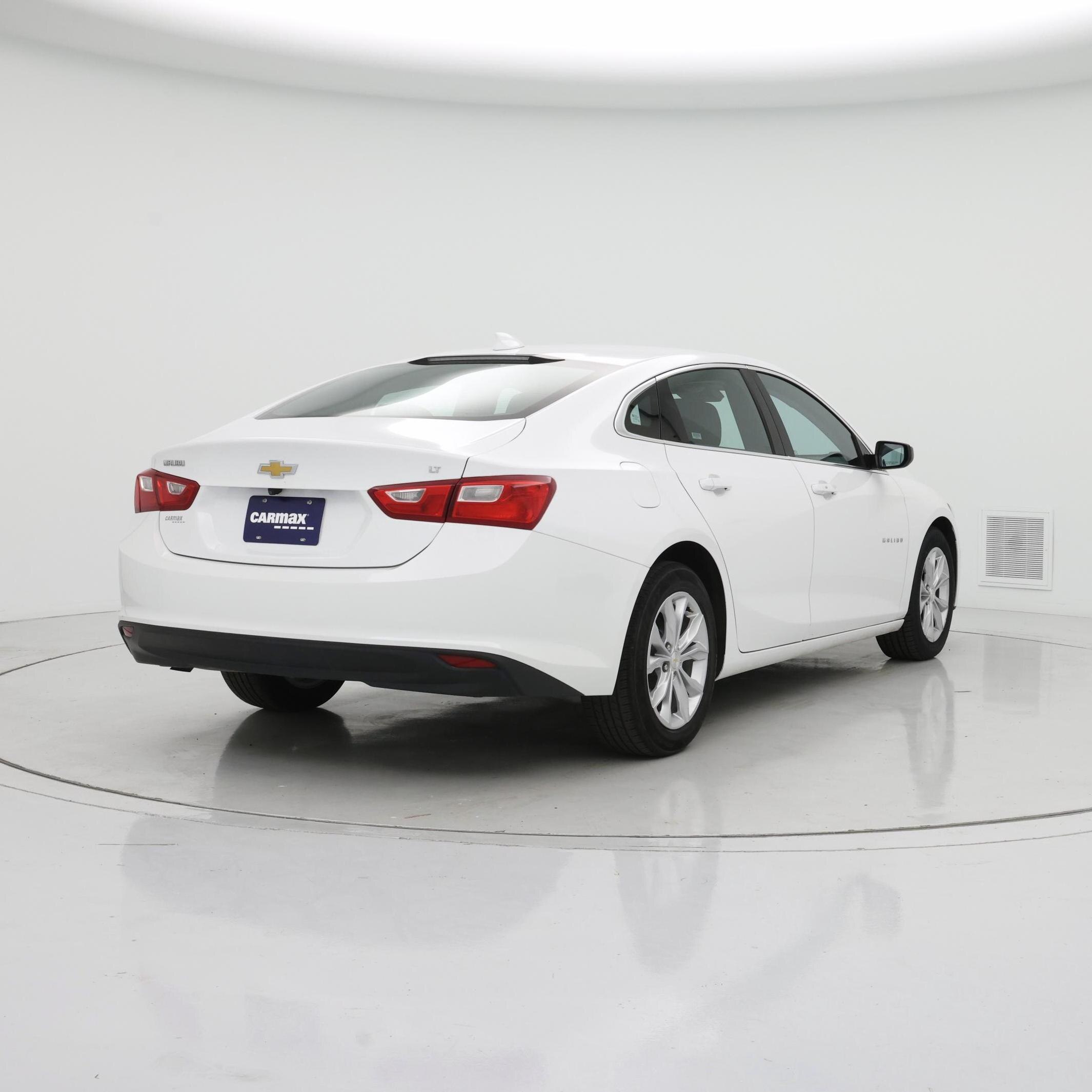 Thumbnail: 2023 Chevrolet Malibu - 8