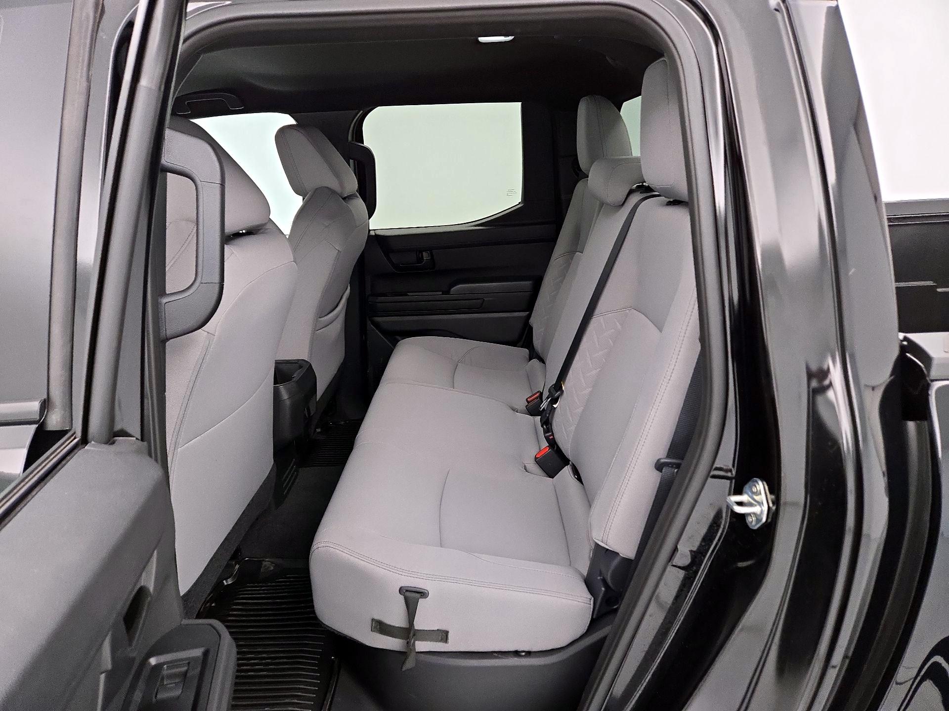 Thumbnail: 2024 Toyota Tacoma - 19