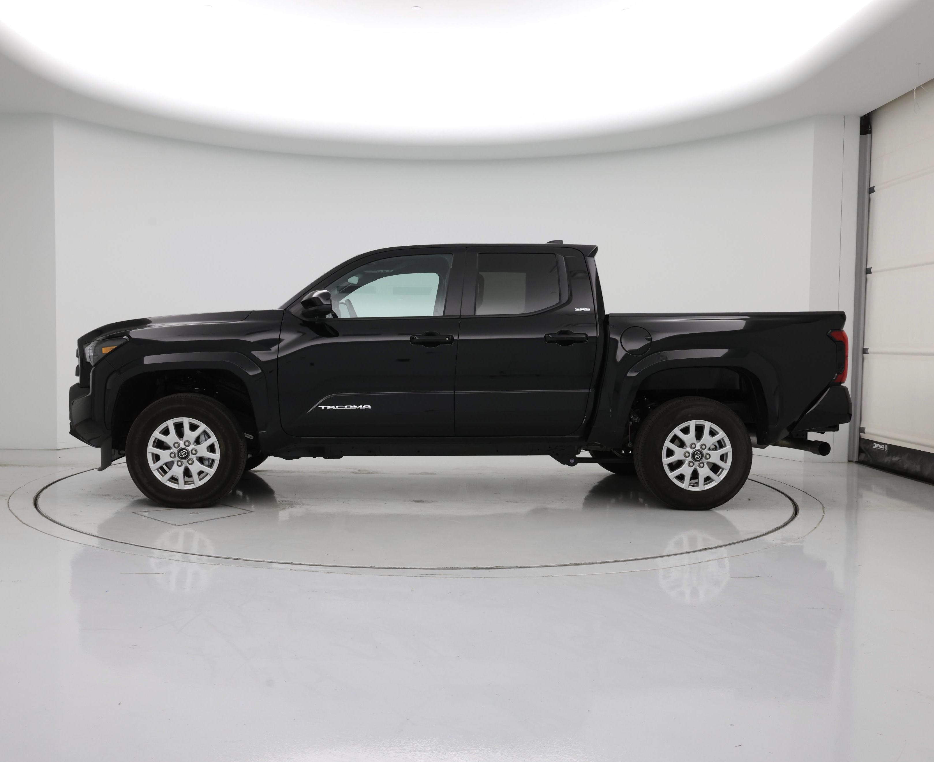 Thumbnail: 2024 Toyota Tacoma - 3