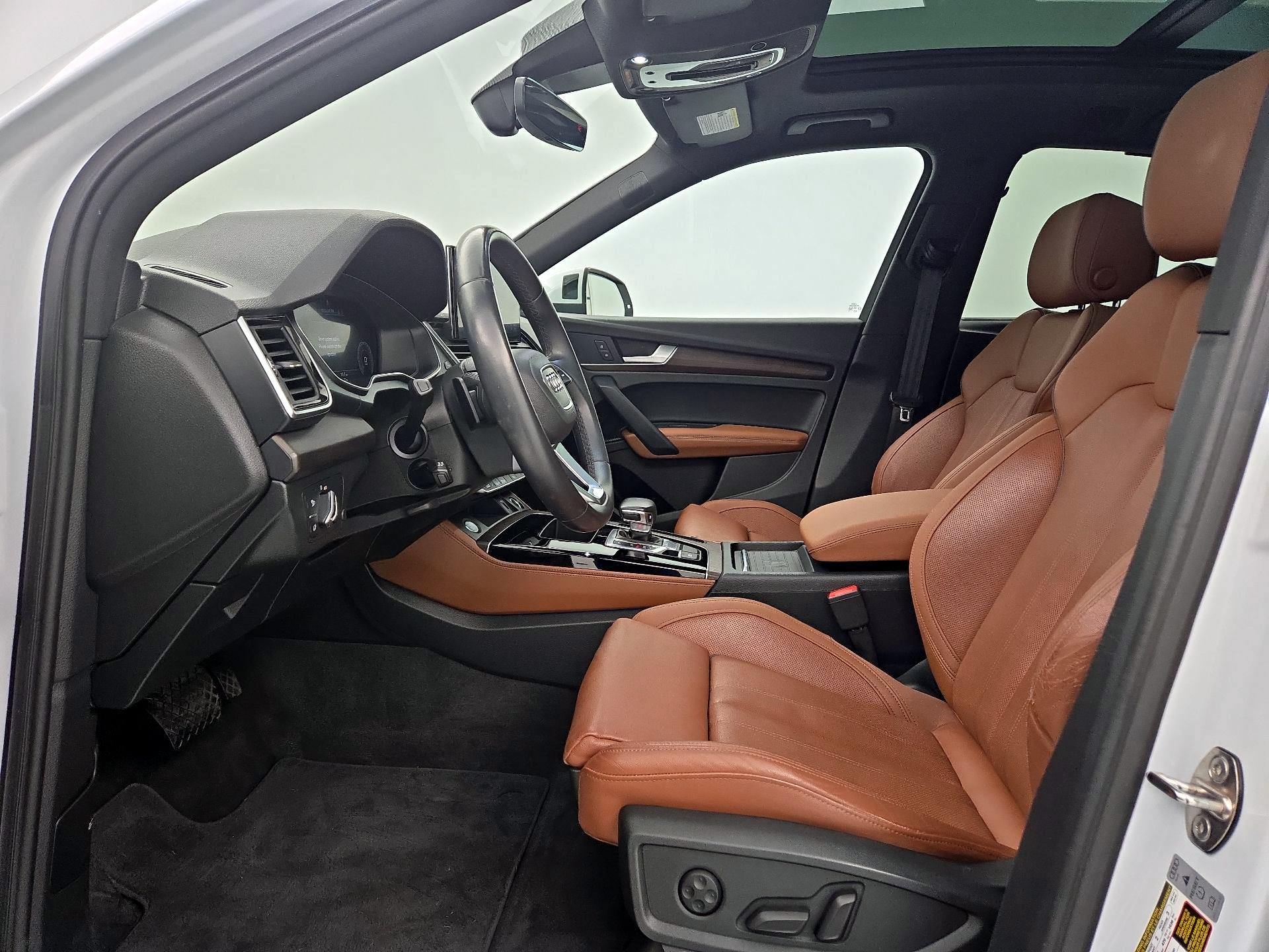 Thumbnail: 2021 Audi Q5 - 11