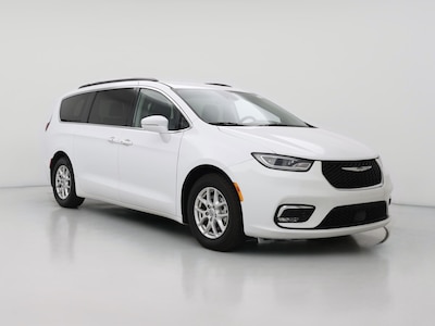 White 2022 Chrysler Pacifica Touring L
