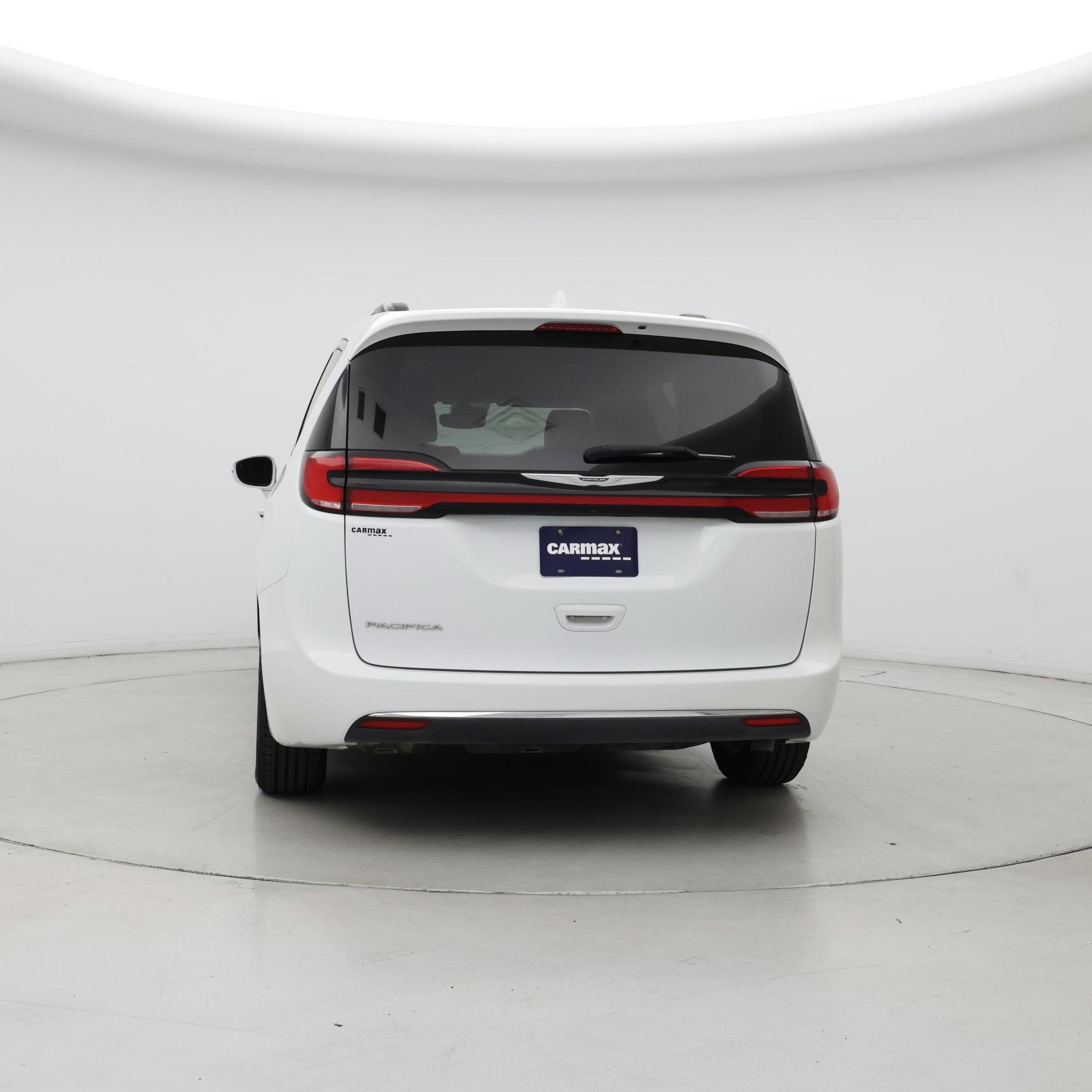 Thumbnail: 2022 Chrysler Pacifica - 6
