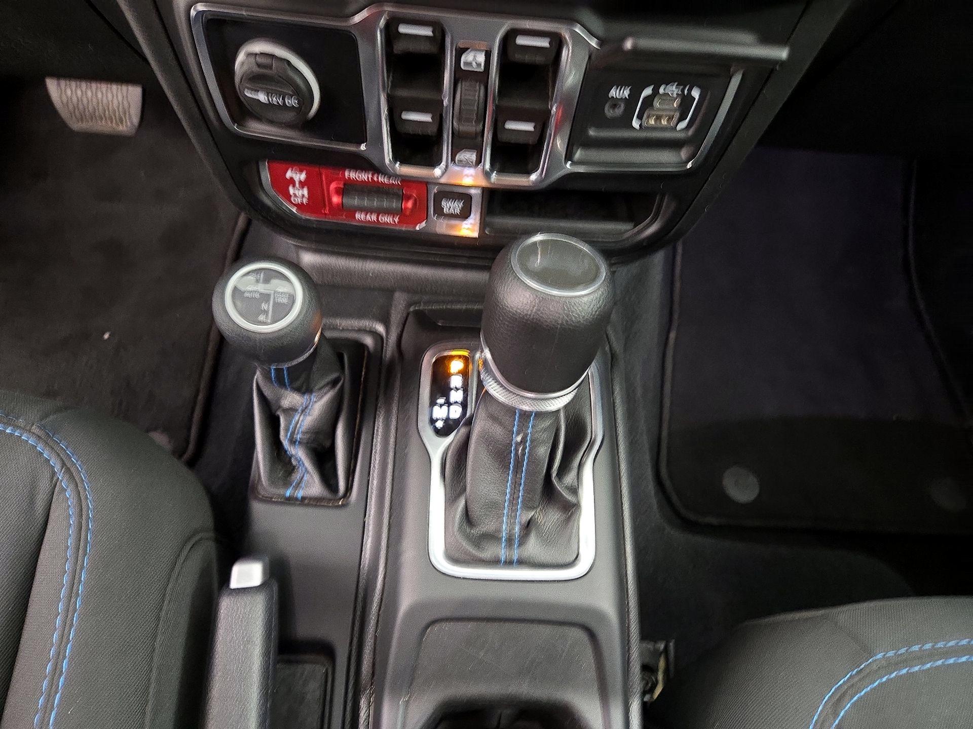 Thumbnail: 2023 Jeep Wrangler - 18