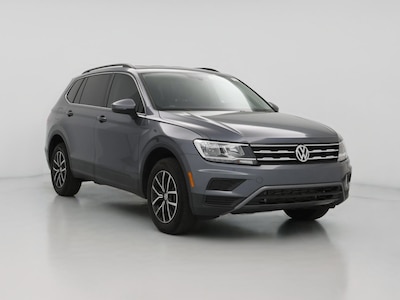 Gray 2019 Volkswagen Tiguan SE