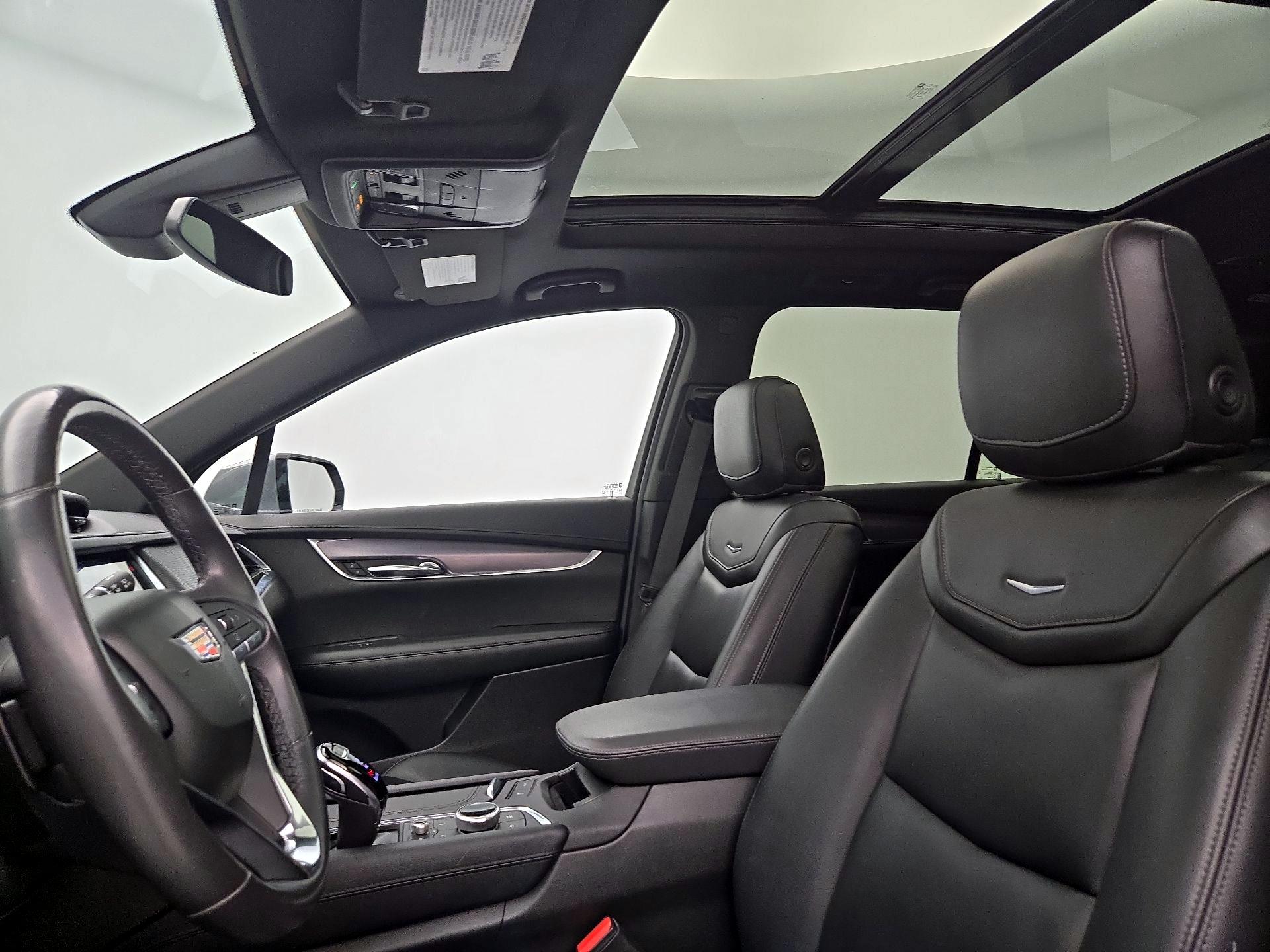 Thumbnail: 2021 Cadillac XT6 - 19