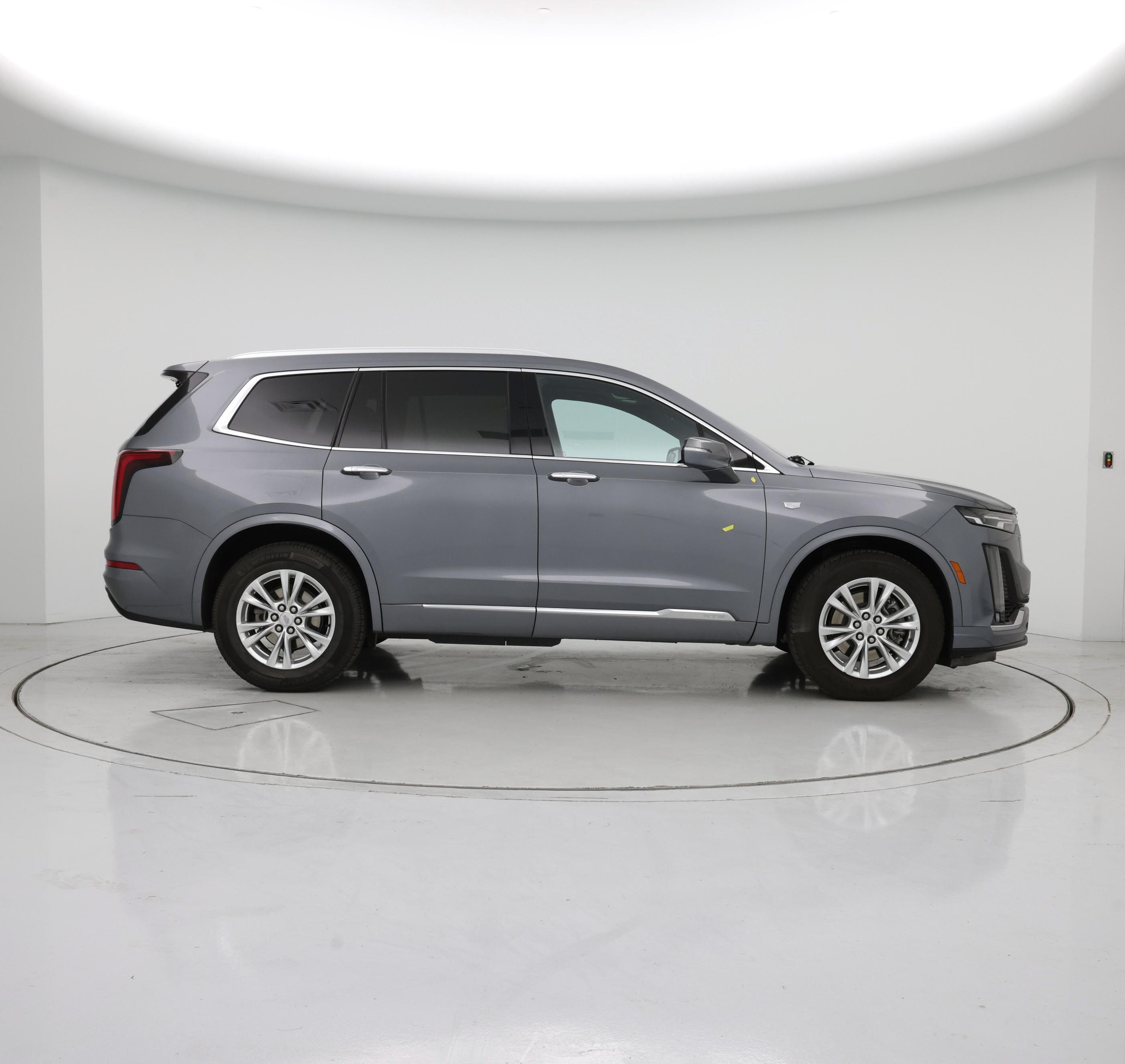Thumbnail: 2021 Cadillac XT6 - 7