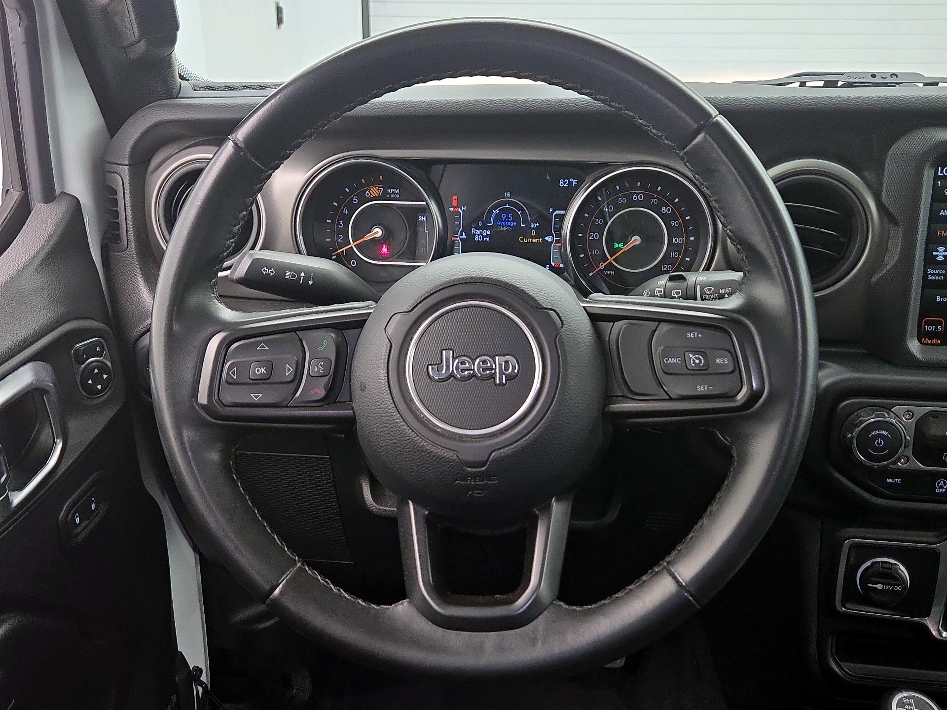 Thumbnail: 2022 Jeep Wrangler - 10