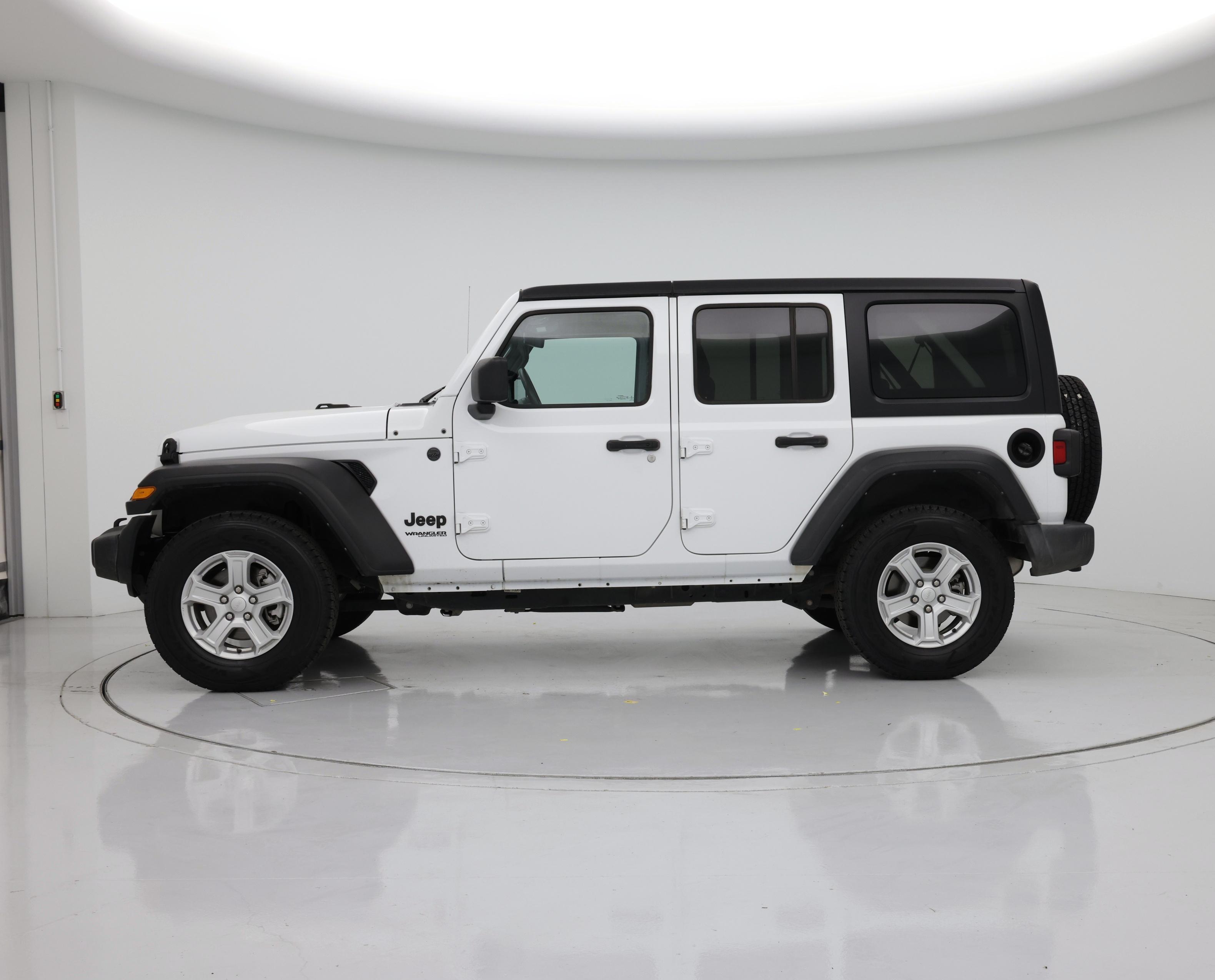 Thumbnail: 2022 Jeep Wrangler - 3